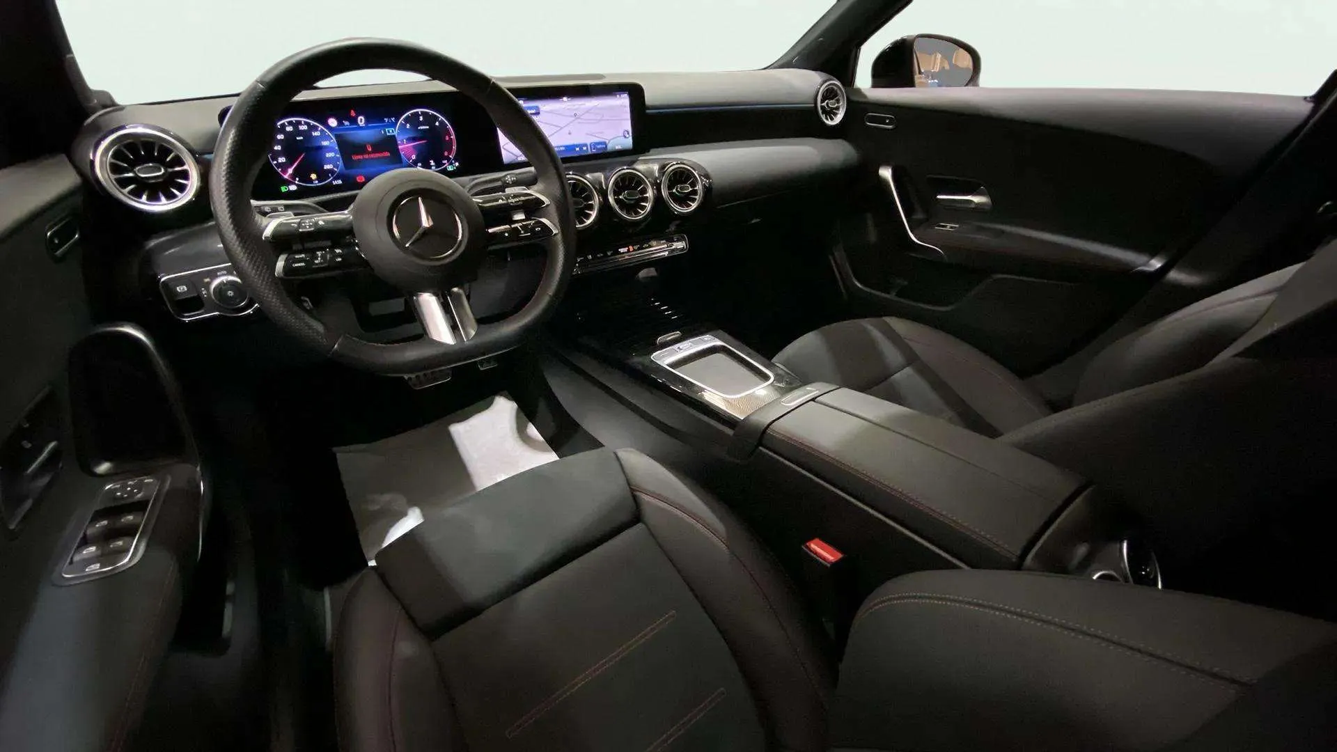 Mercedes-Benz Clase A A 180 d - foto 31