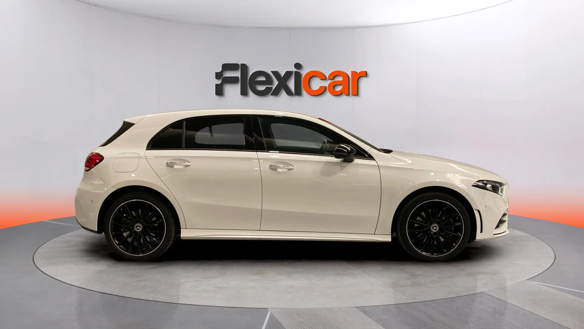 Mercedes-Benz Clase A A 250 e - foto 4