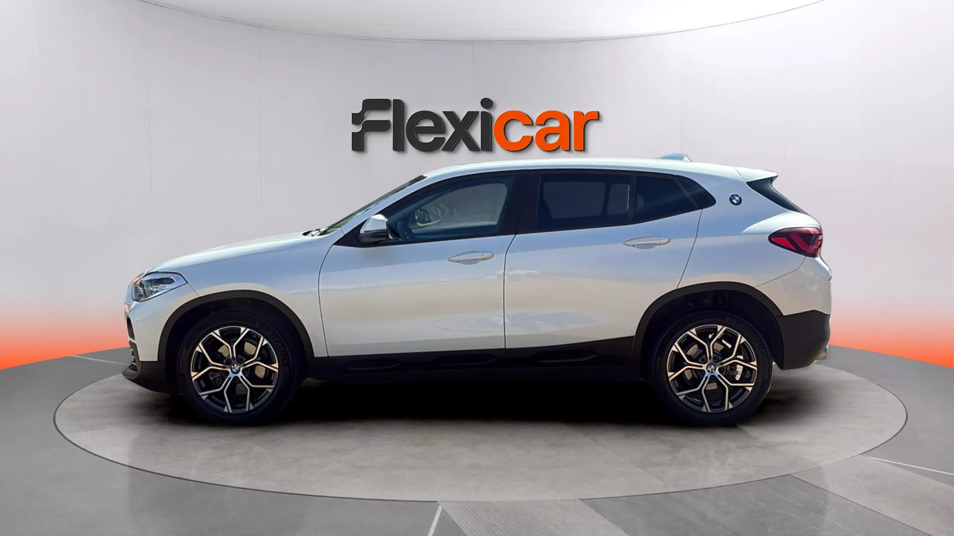 BMW X2 sDrive18i - foto 4