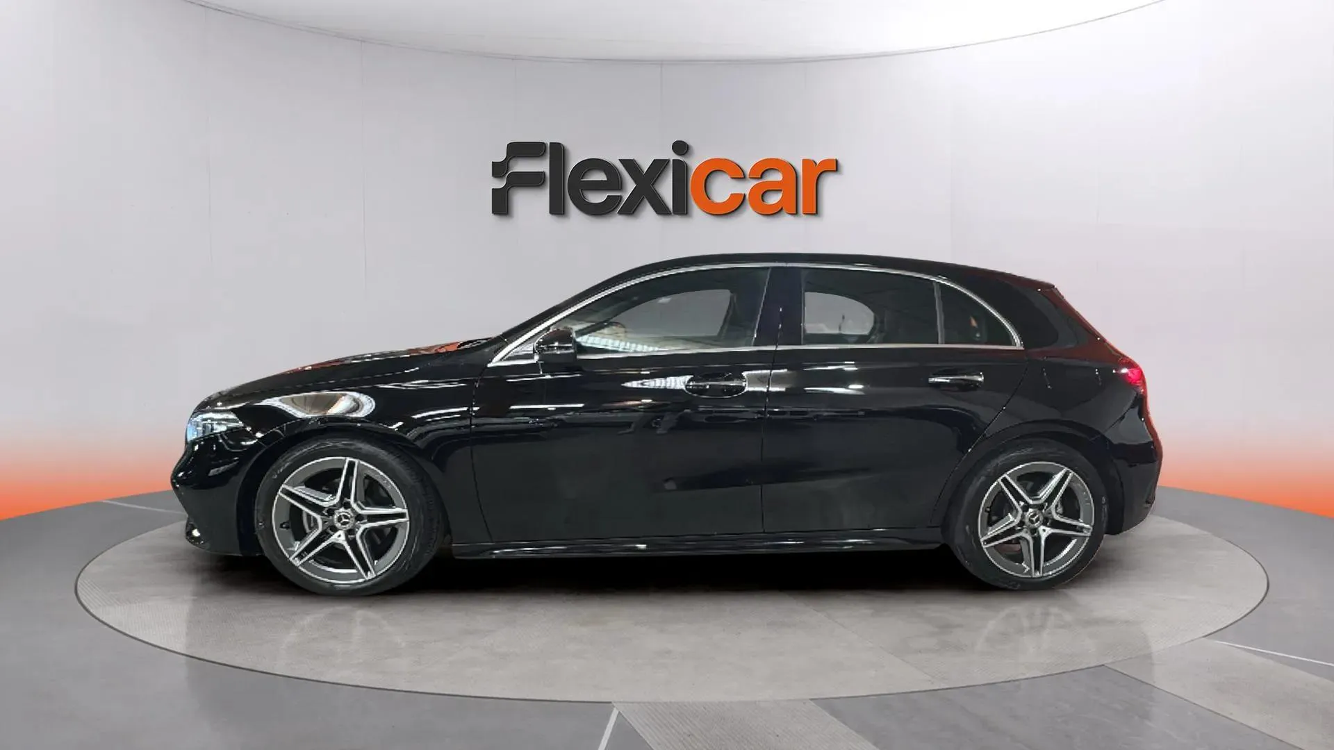 Mercedes-Benz Clase A A 180 d - foto 4
