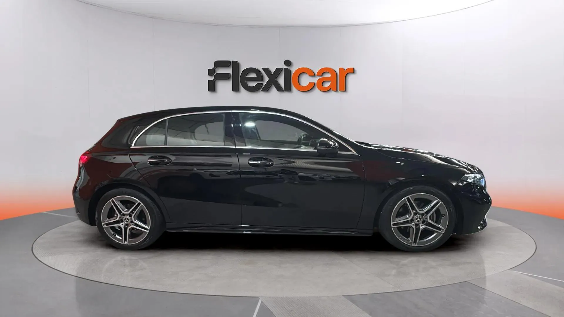 Mercedes-Benz Clase A A 180 d - foto 8