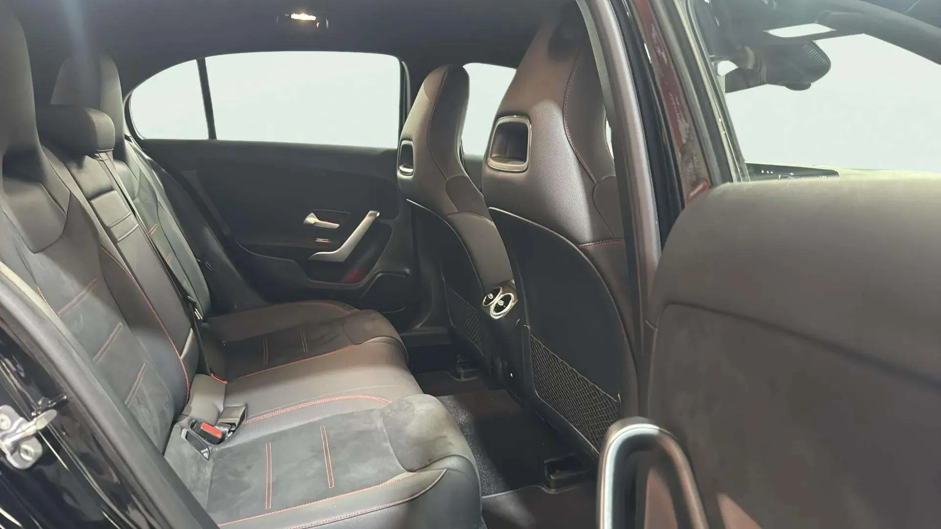Mercedes-Benz Clase A A 180 d - foto 23
