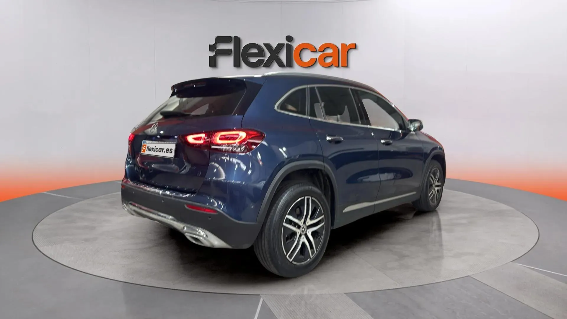 Mercedes-Benz GLA 200 D - foto 7