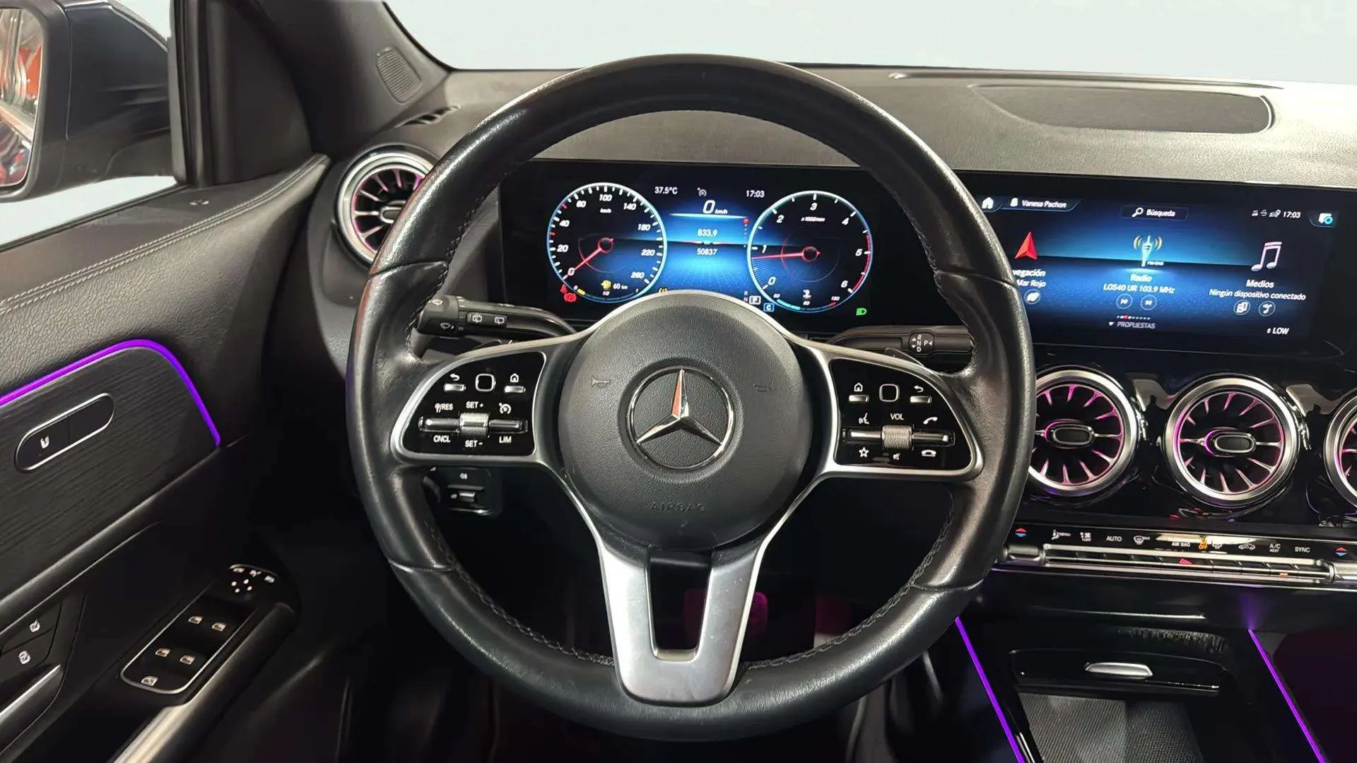 Mercedes-Benz GLA 200 D - foto 10