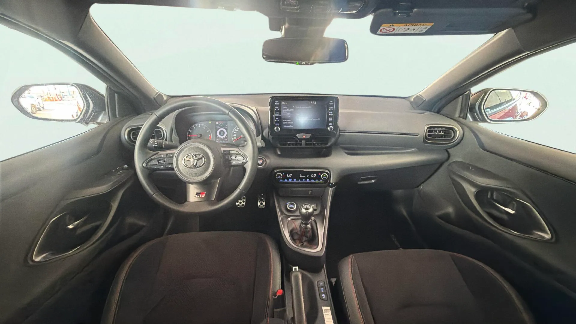 Toyota Yaris 1.6 RZ Circuit Pack - foto 14