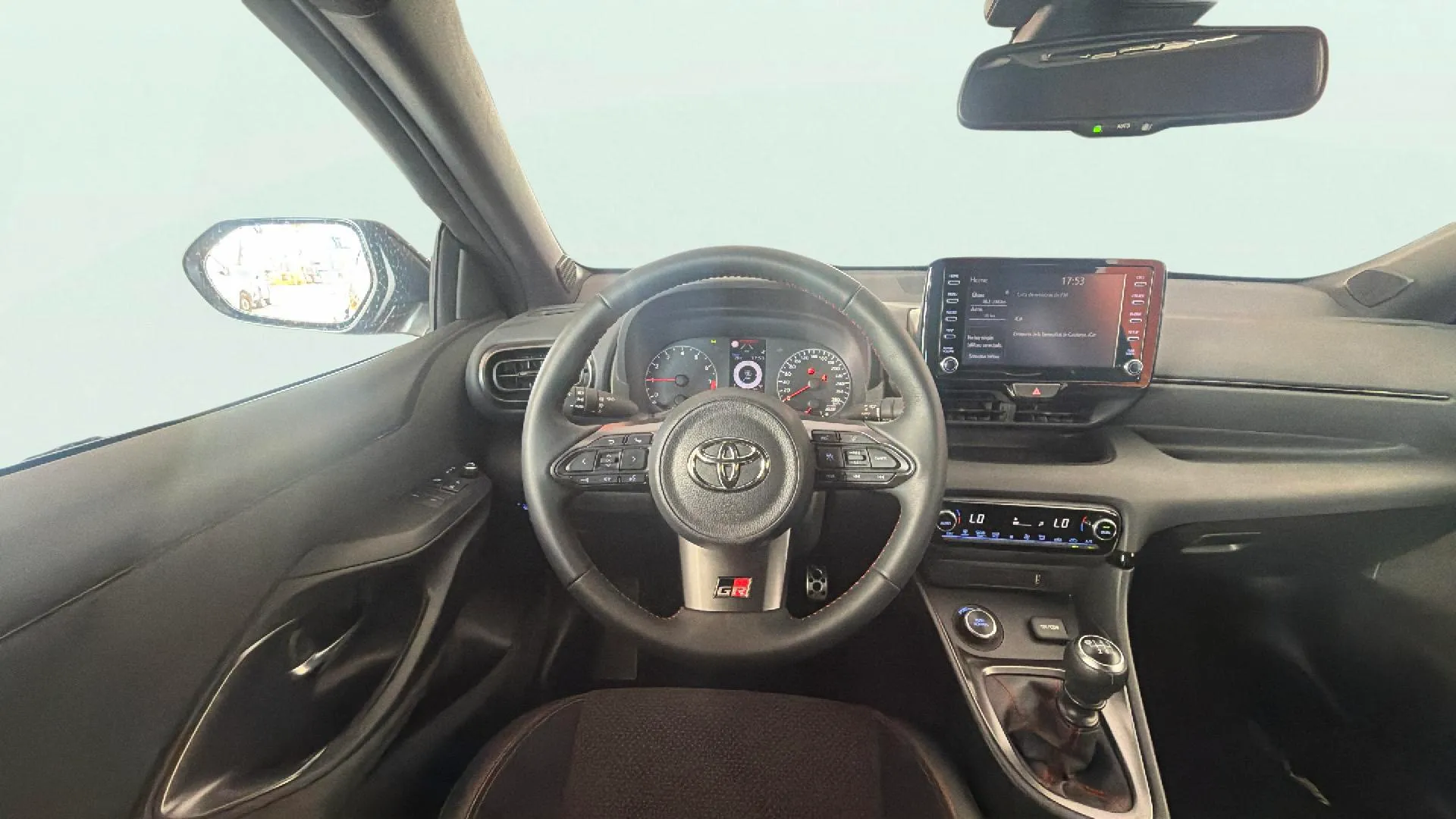 Toyota Yaris 1.6 RZ Circuit Pack - foto 12