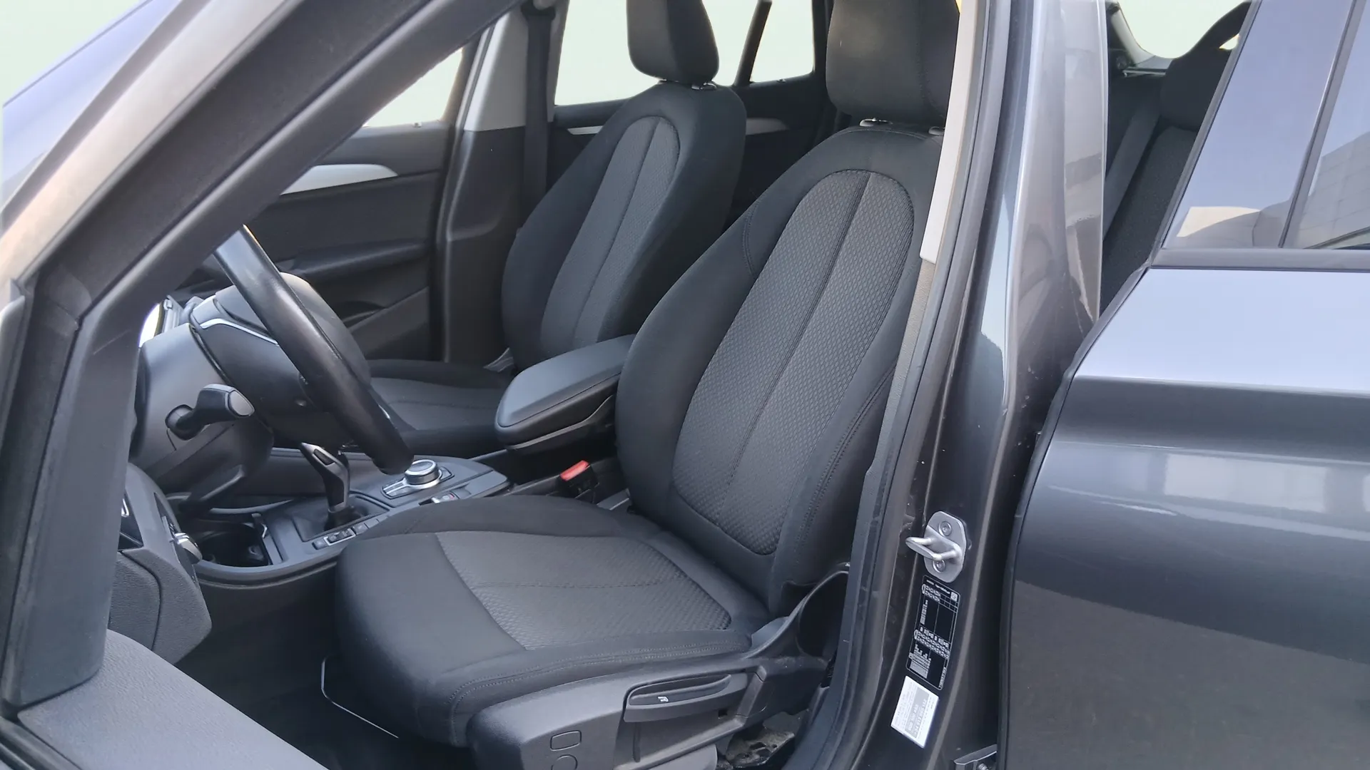 BMW X1 sDrive18i - foto 24