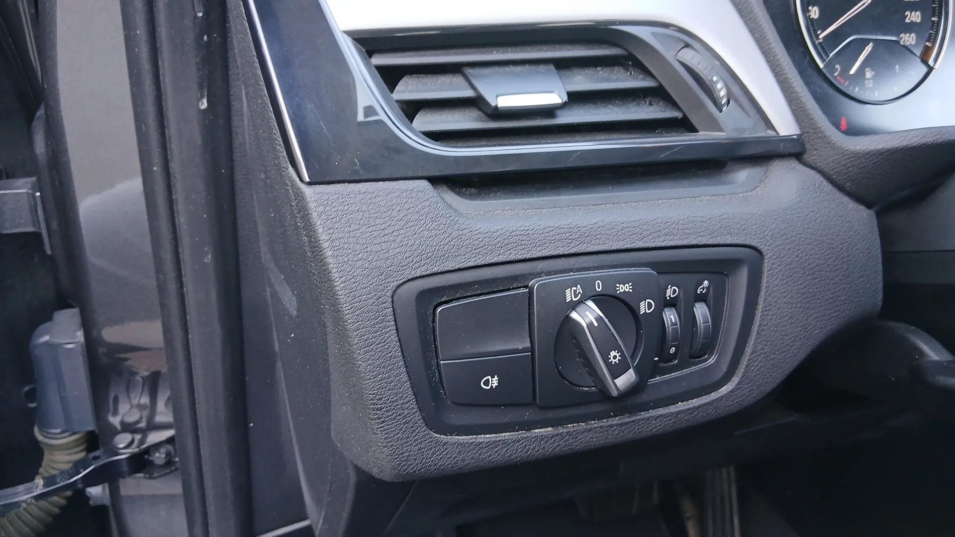 BMW X1 sDrive18i - foto 13