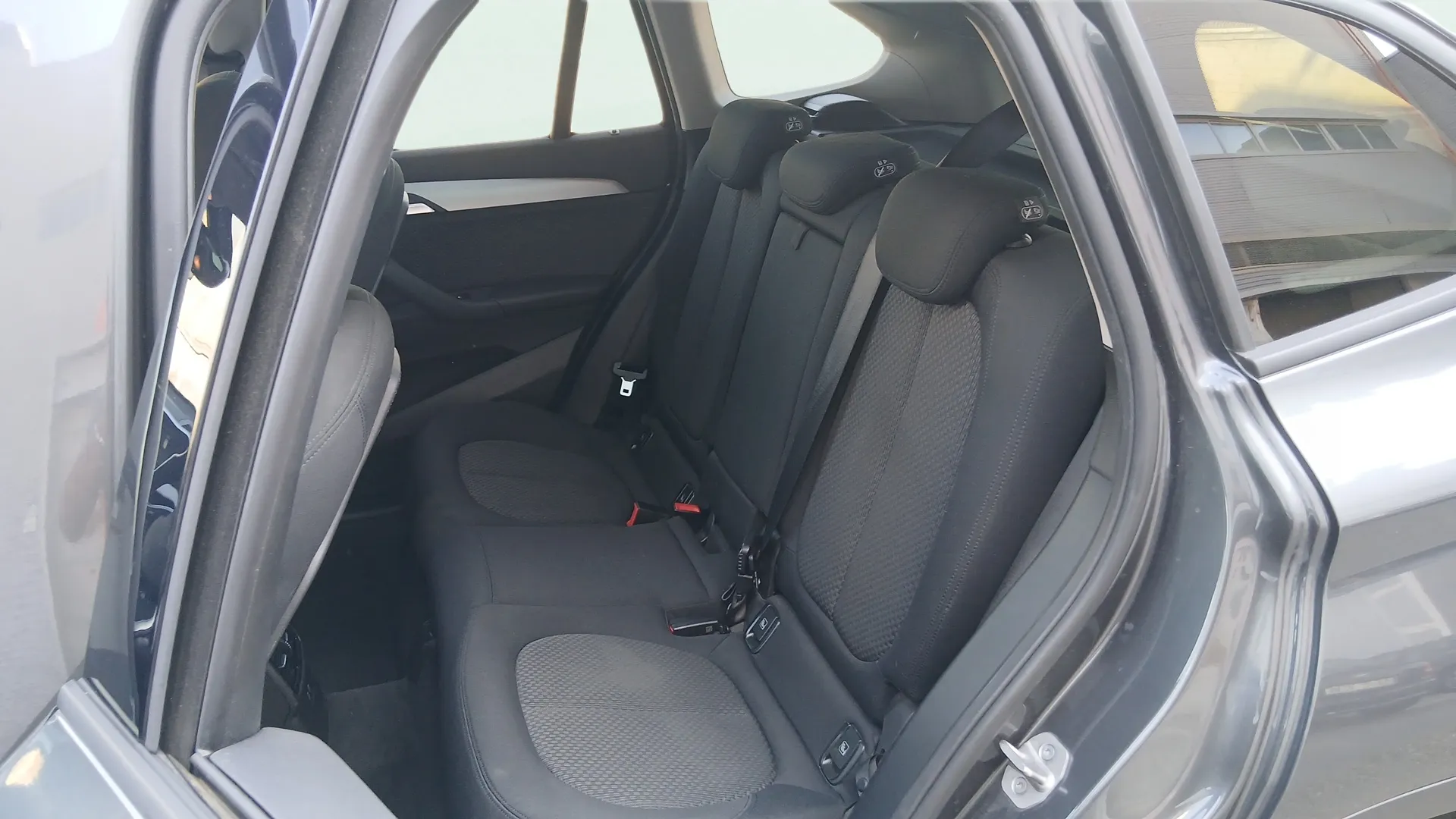 BMW X1 sDrive18i - foto 25