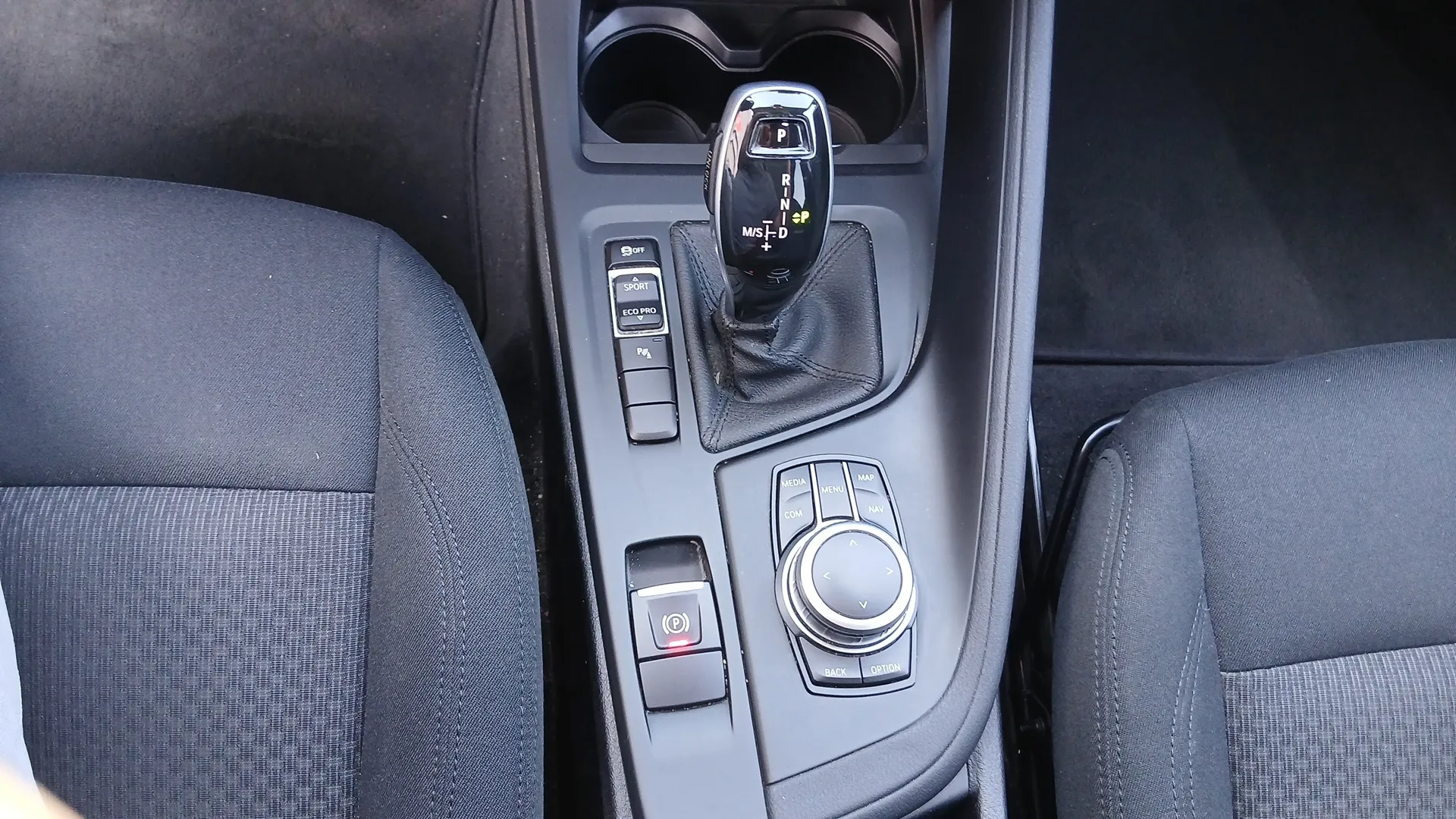 BMW X1 sDrive18i - foto 16