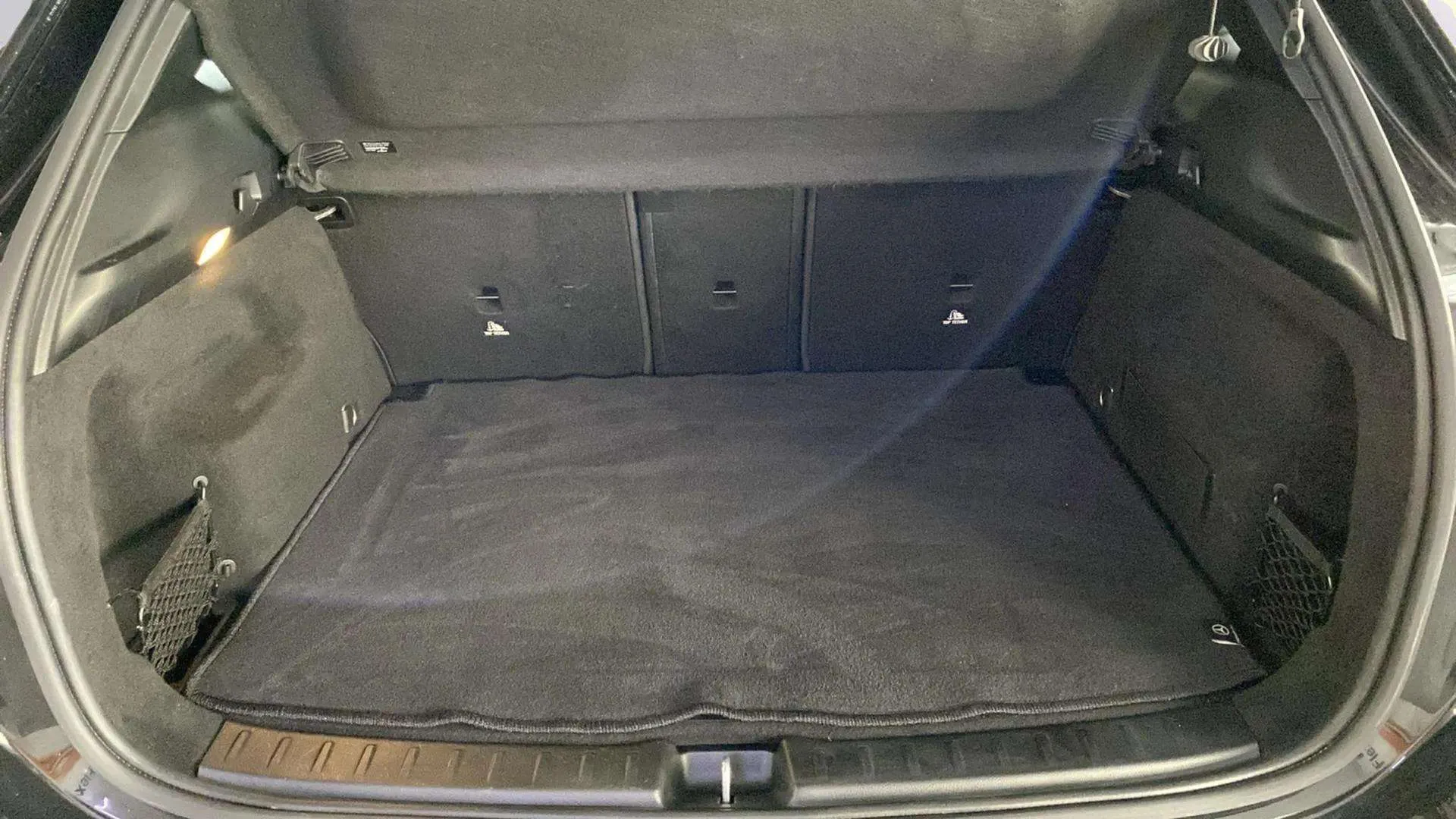 Mercedes-Benz GLA 200 D - foto 6