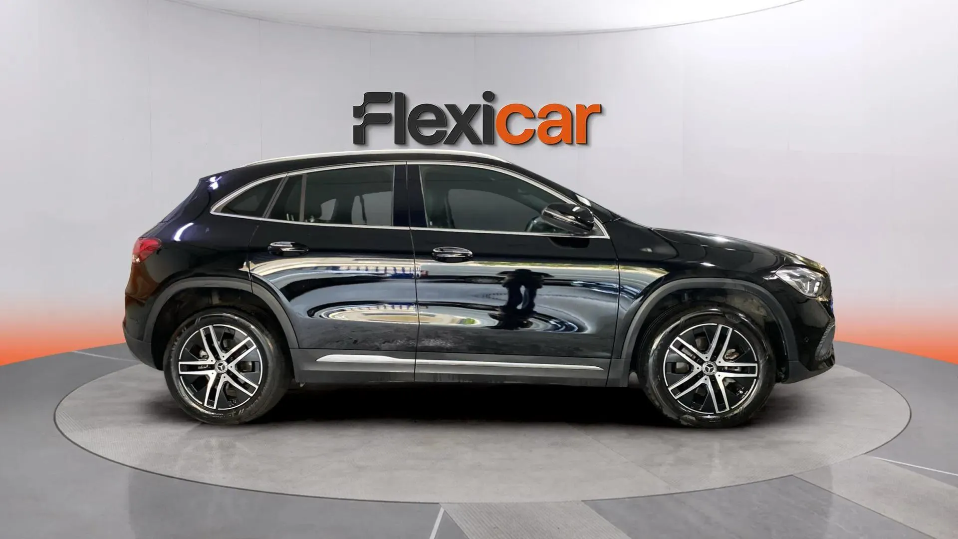 Mercedes-Benz GLA 200 D - foto 5