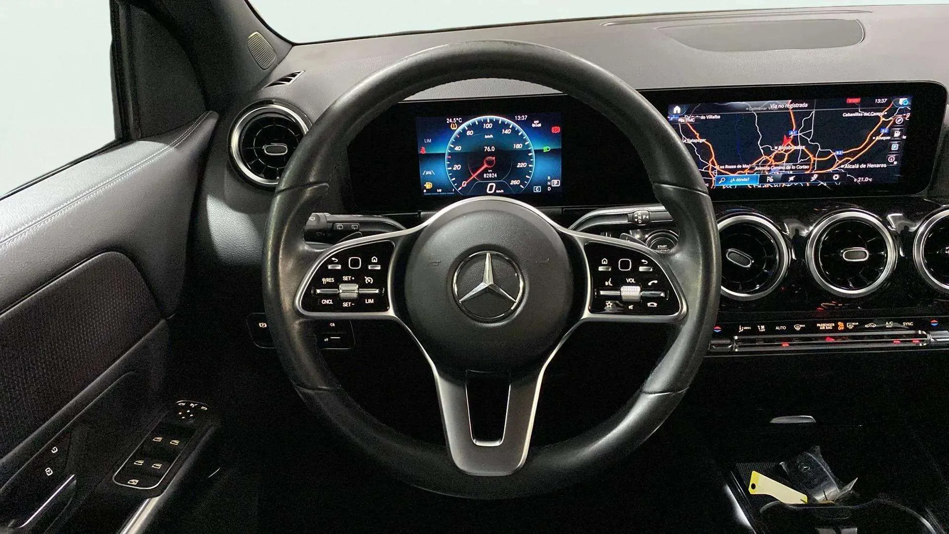Mercedes-Benz GLA 200 D - foto 15