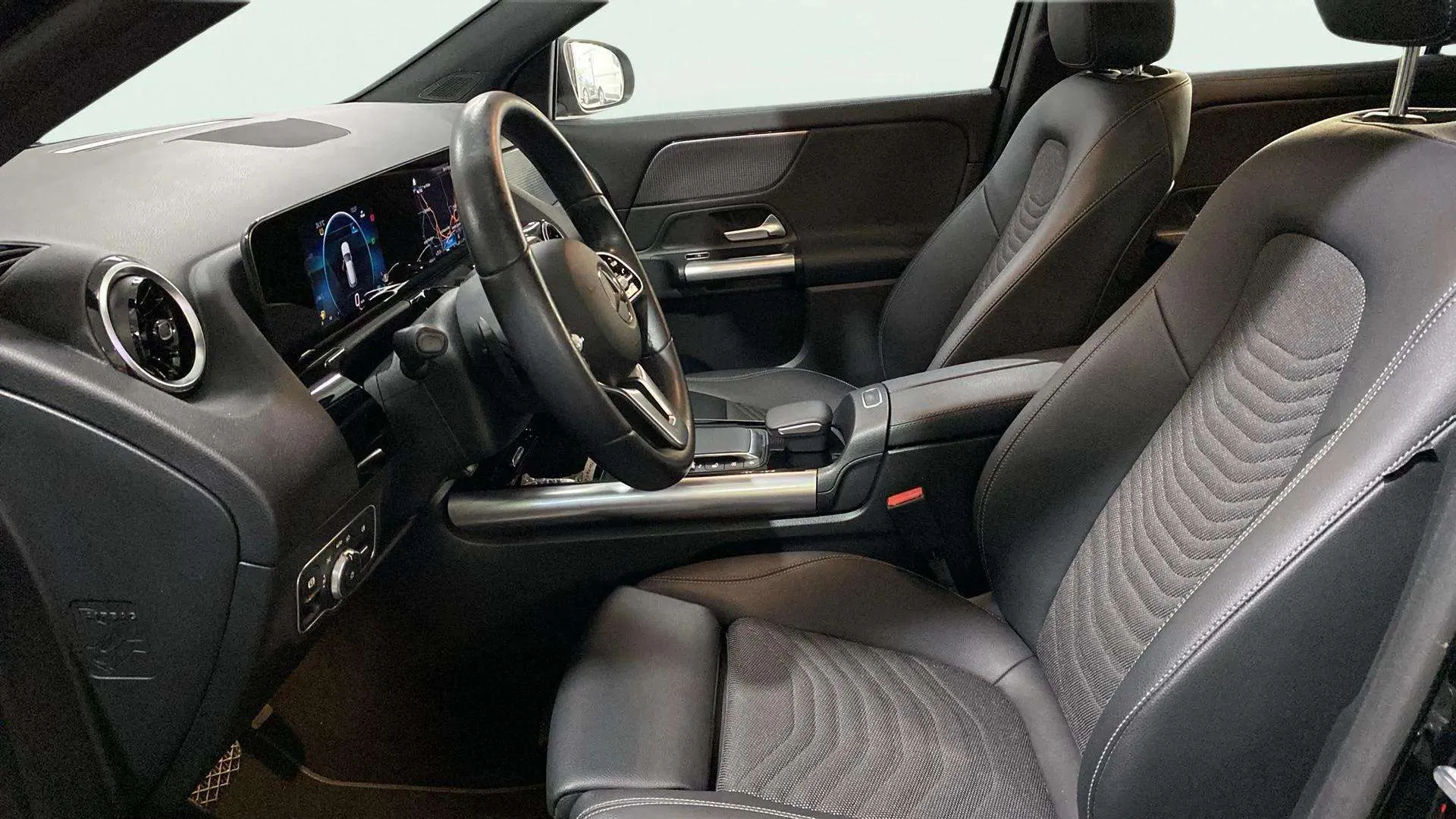 Mercedes-Benz GLA 200 D - foto 7