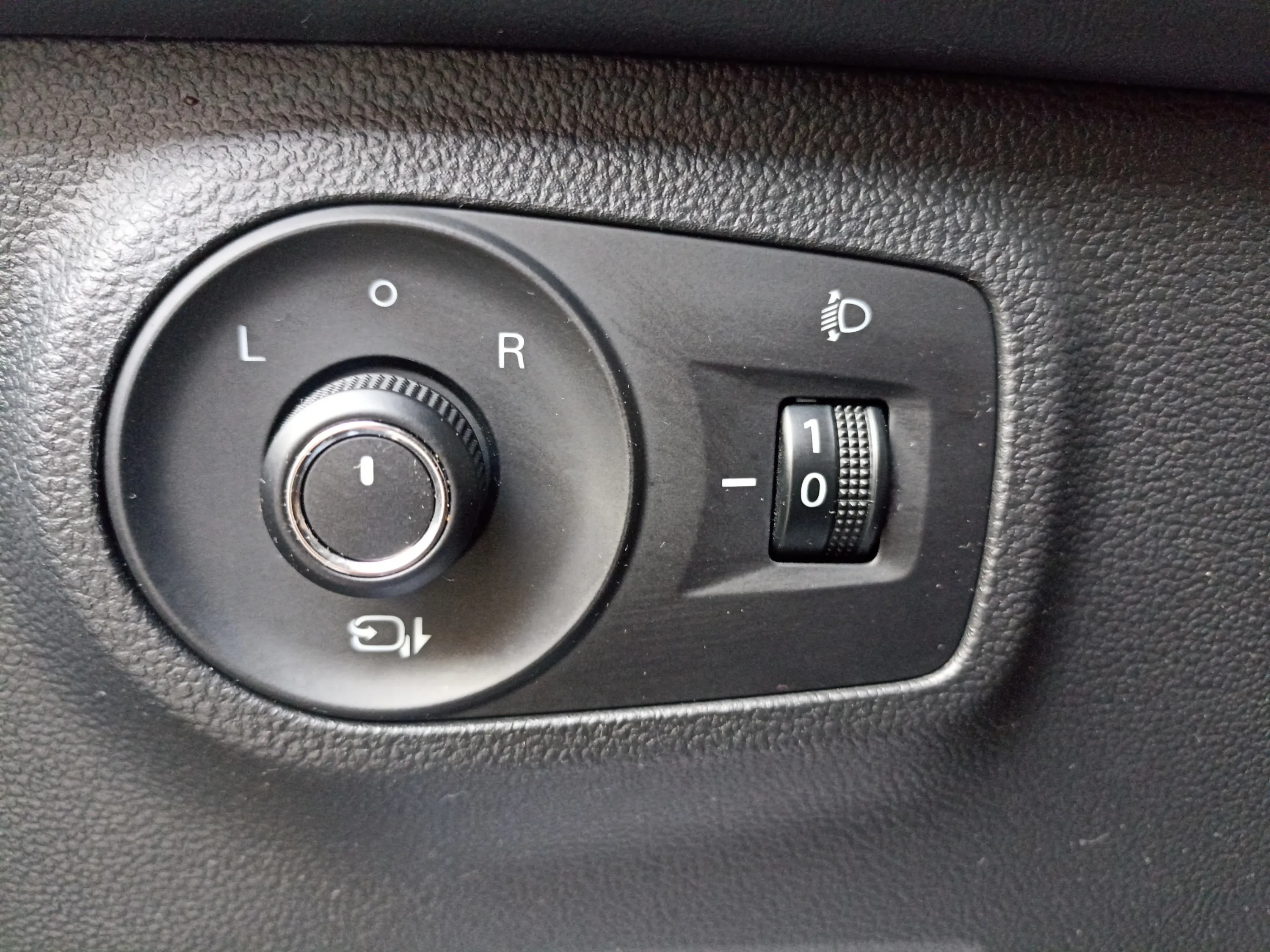 MG ZS 1.5 Comfort - foto 19