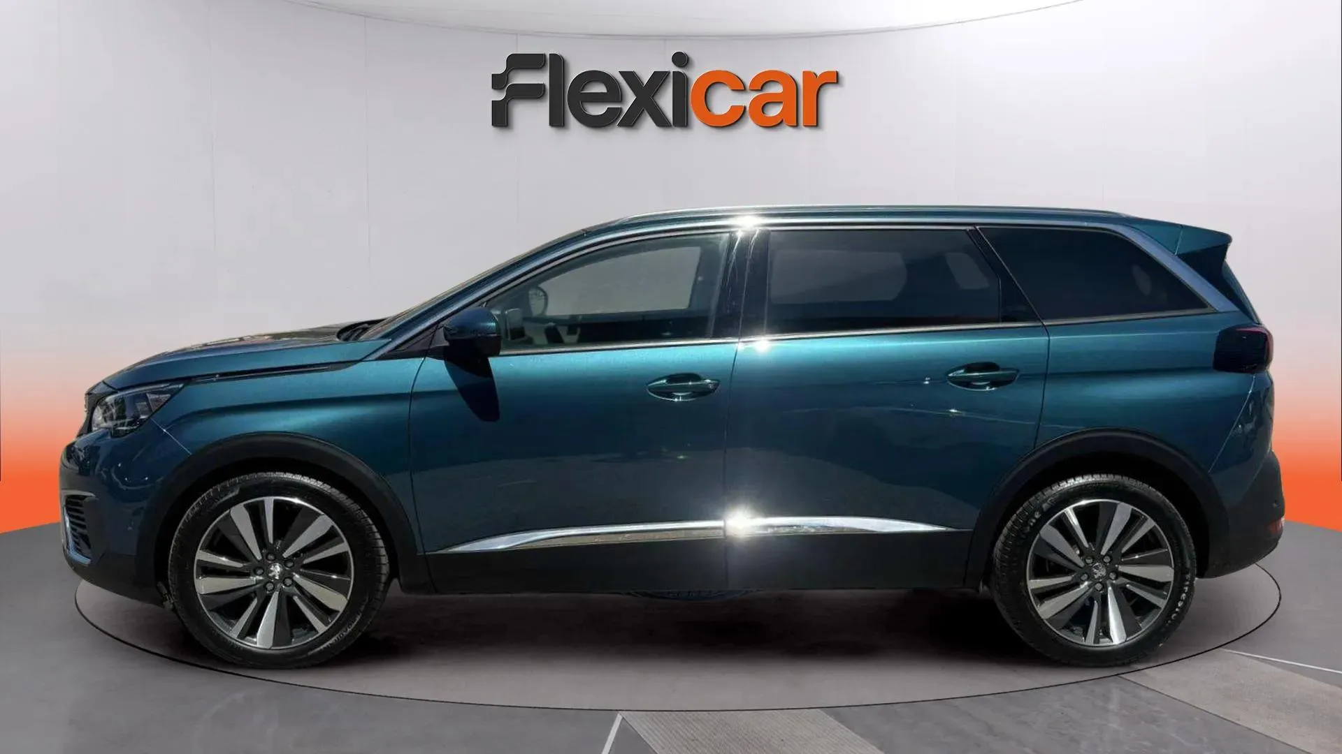 Peugeot 5008 Active 1.2L PureTech (130) EAT8 - foto 2