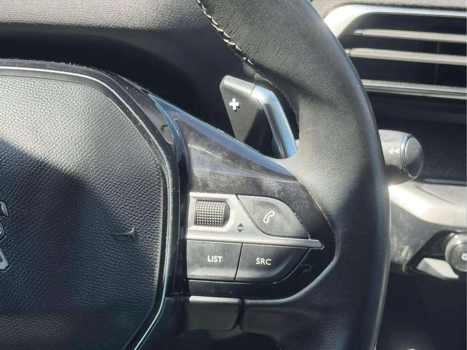 Peugeot 5008 Active 1.2L PureTech (130) EAT8 - foto 5