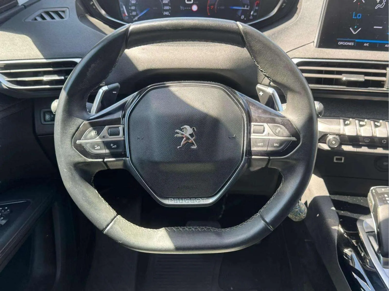 Peugeot 5008 Active 1.2L PureTech (130) EAT8 - foto 6