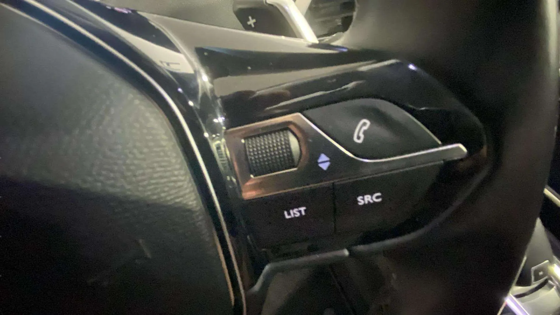Peugeot 3008 1.5 BlueHDi Allure EAT8 - foto 15