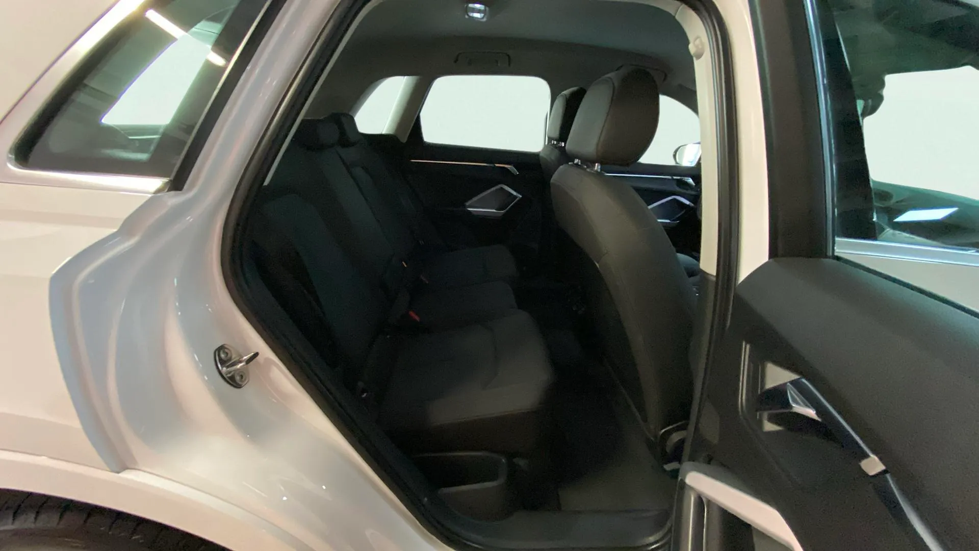 Audi Q3 35 TDI S tronic - foto 20
