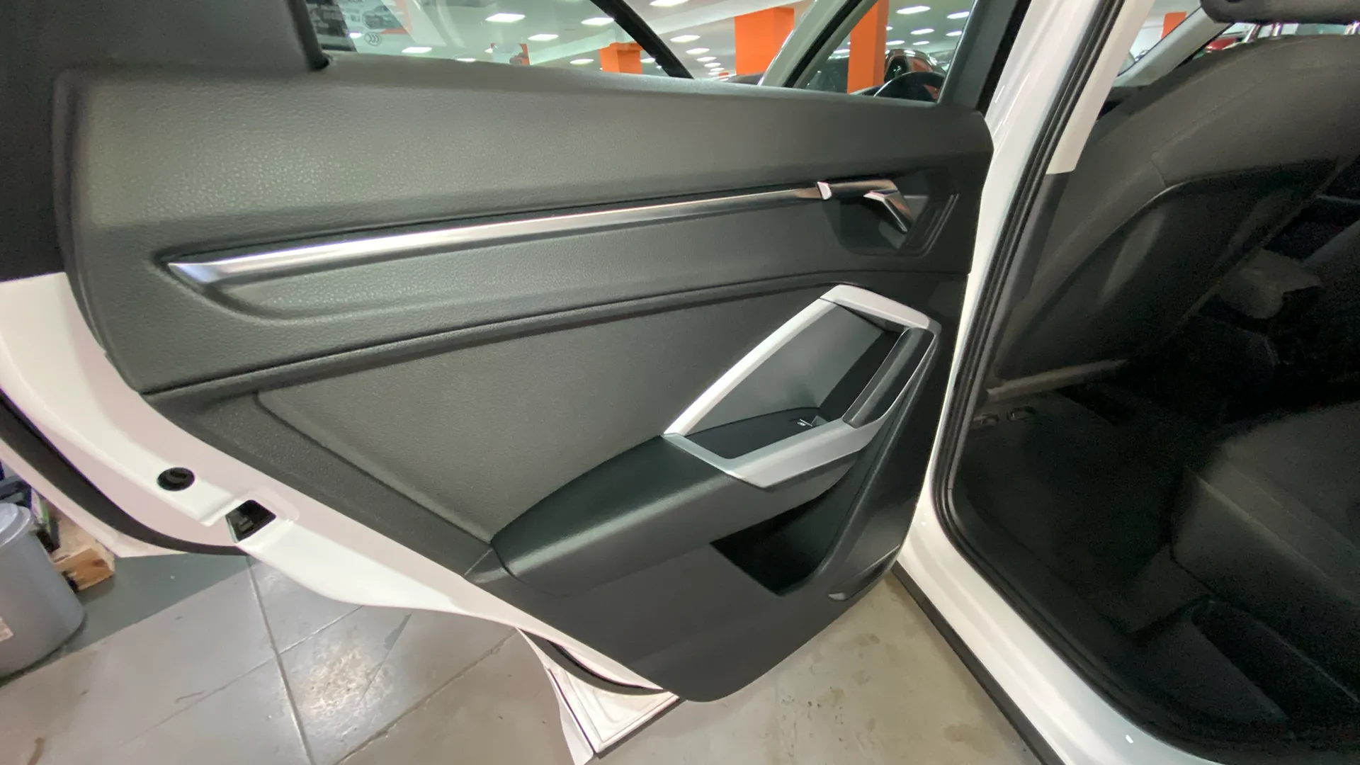 Audi Q3 35 TDI S tronic - foto 18