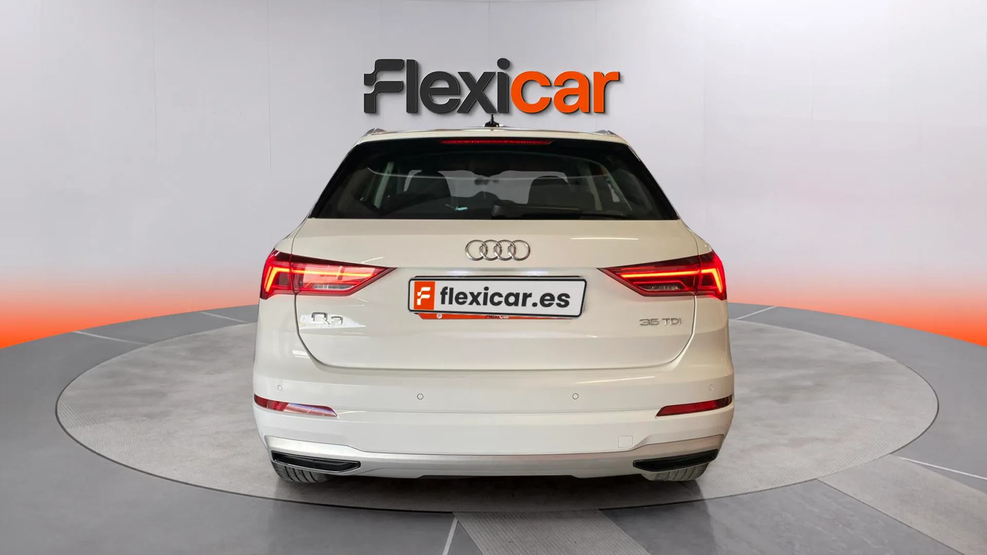 Audi Q3 35 TDI S tronic - foto 2
