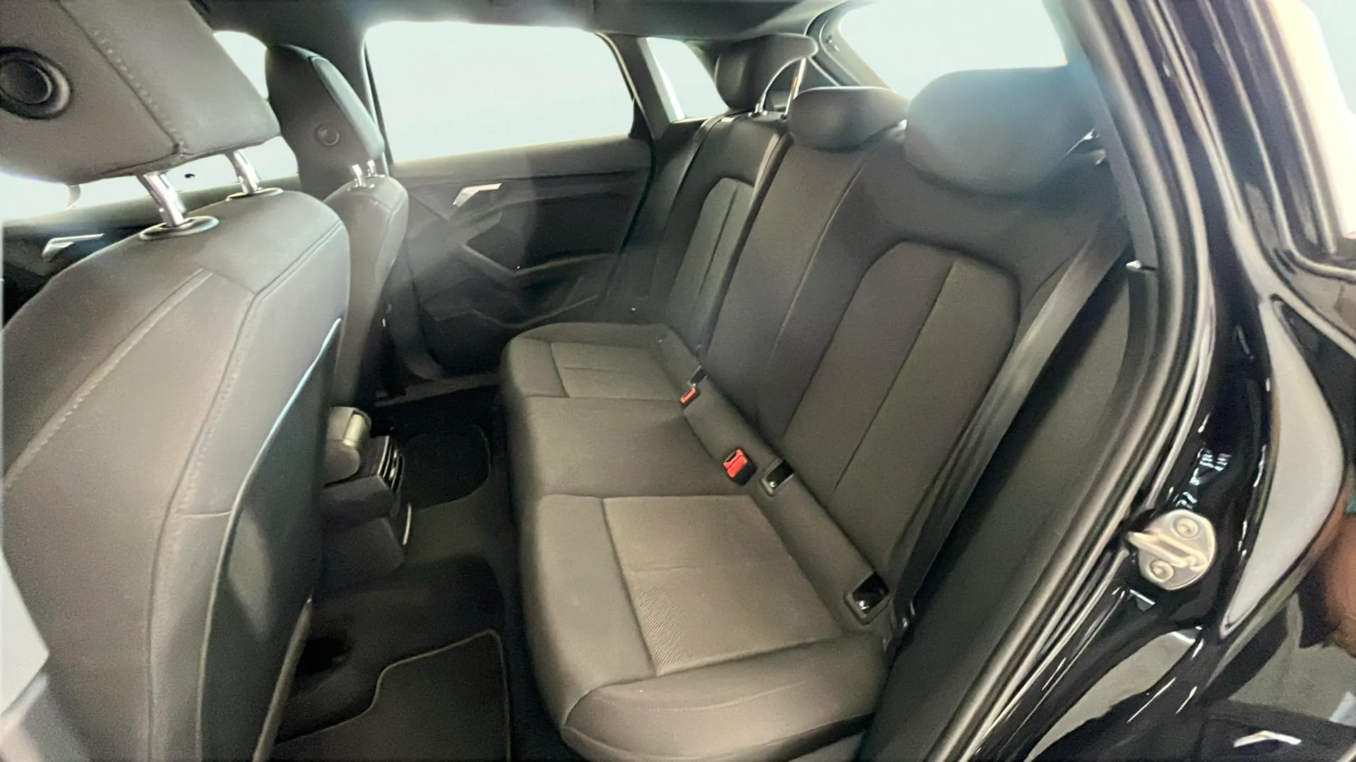 Audi A3 Sportback 30 TFSI S tronic - foto 13
