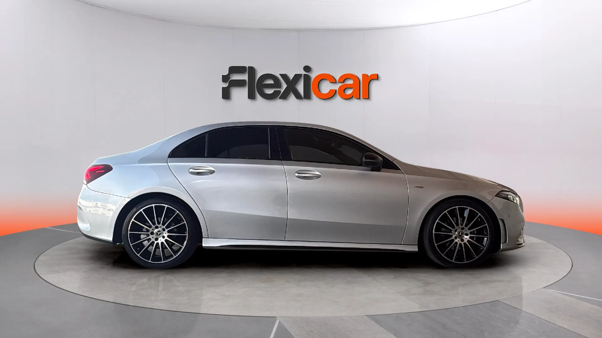 Mercedes-Benz Clase A Sedán A 200 d - foto 8