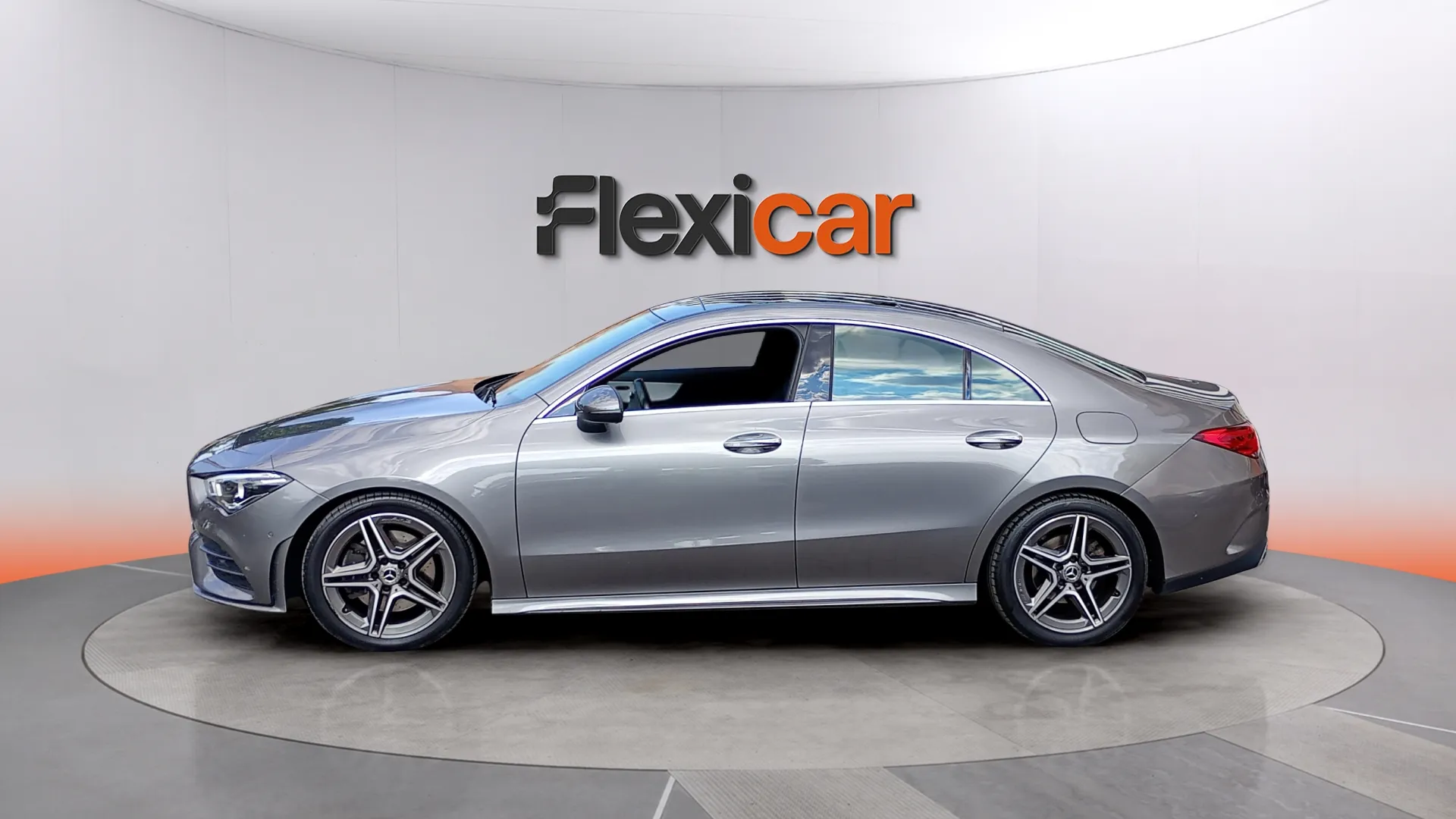 Mercedes-Benz CLA 200 - foto 6