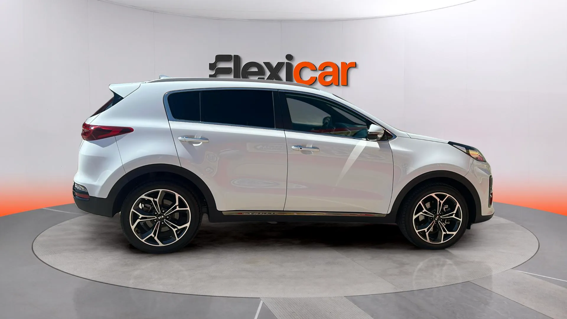 Kia Sportage 1.6 T-GDi GT Line Essential Plus 4x2 - foto 2