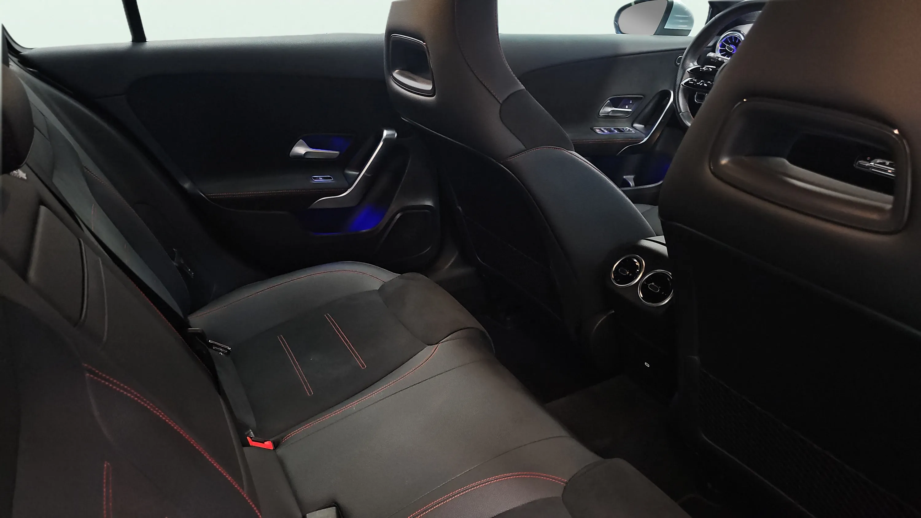 Mercedes-Benz Clase A A 180 - foto 19