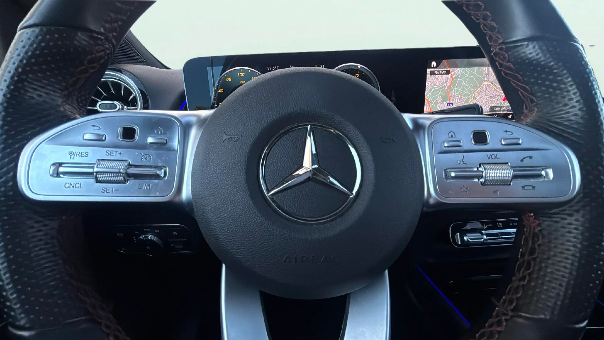 Mercedes-Benz GLB 2.0 GLB 200 D 4MATIC DCT - foto 25