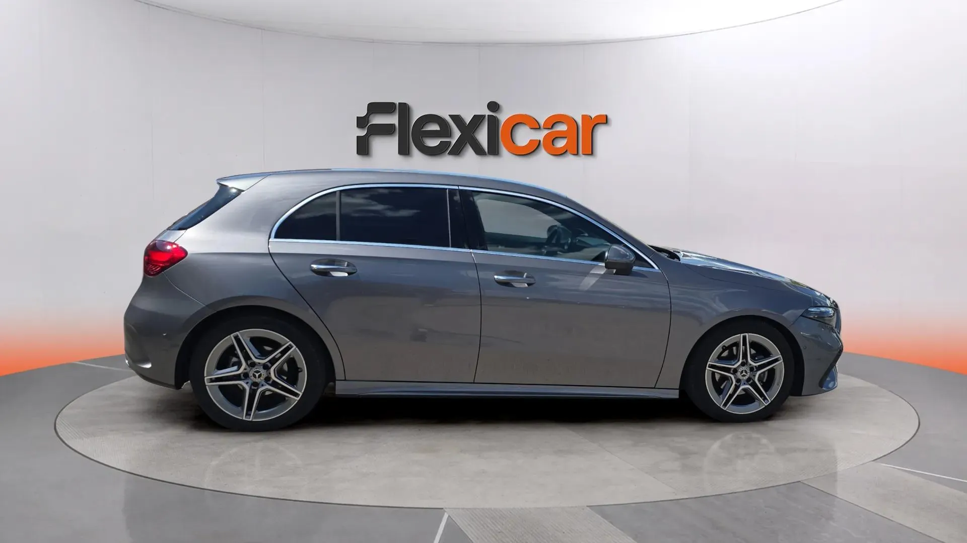 Mercedes-Benz Clase A A 180 - foto 8