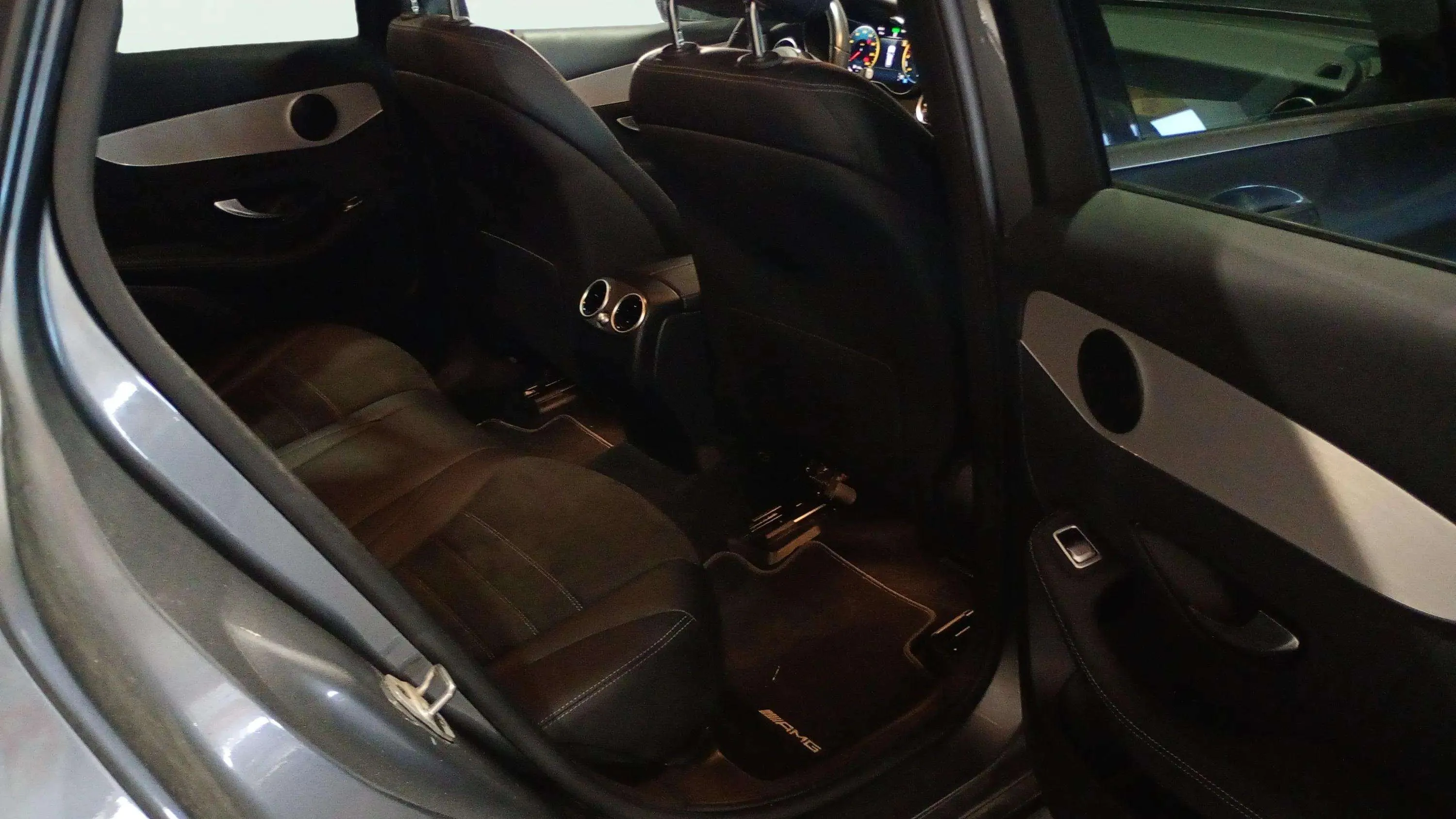 Mercedes-Benz GLC 300 de 4MATIC - foto 10