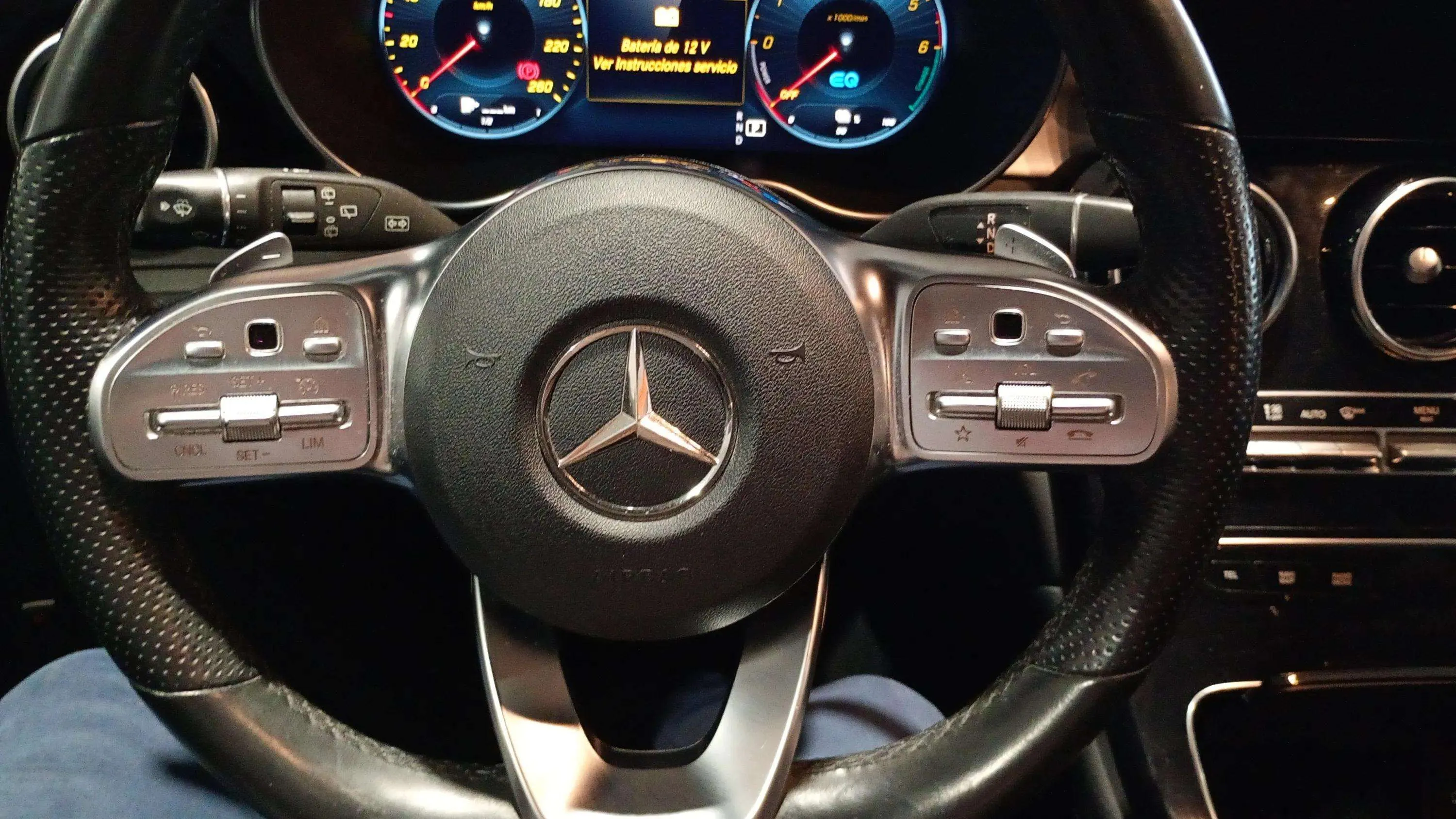 Mercedes-Benz GLC 300 de 4MATIC - foto 7