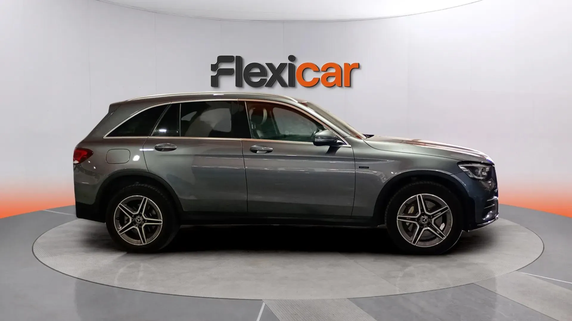 Mercedes-Benz GLC 300 de 4MATIC - foto 3