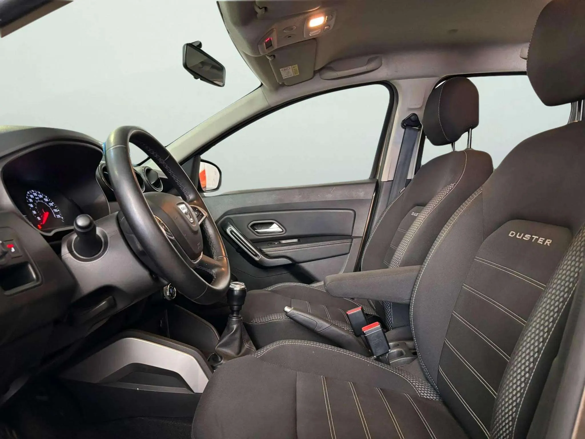 Dacia Duster Prestige TCe 4x2 GPF - foto 8