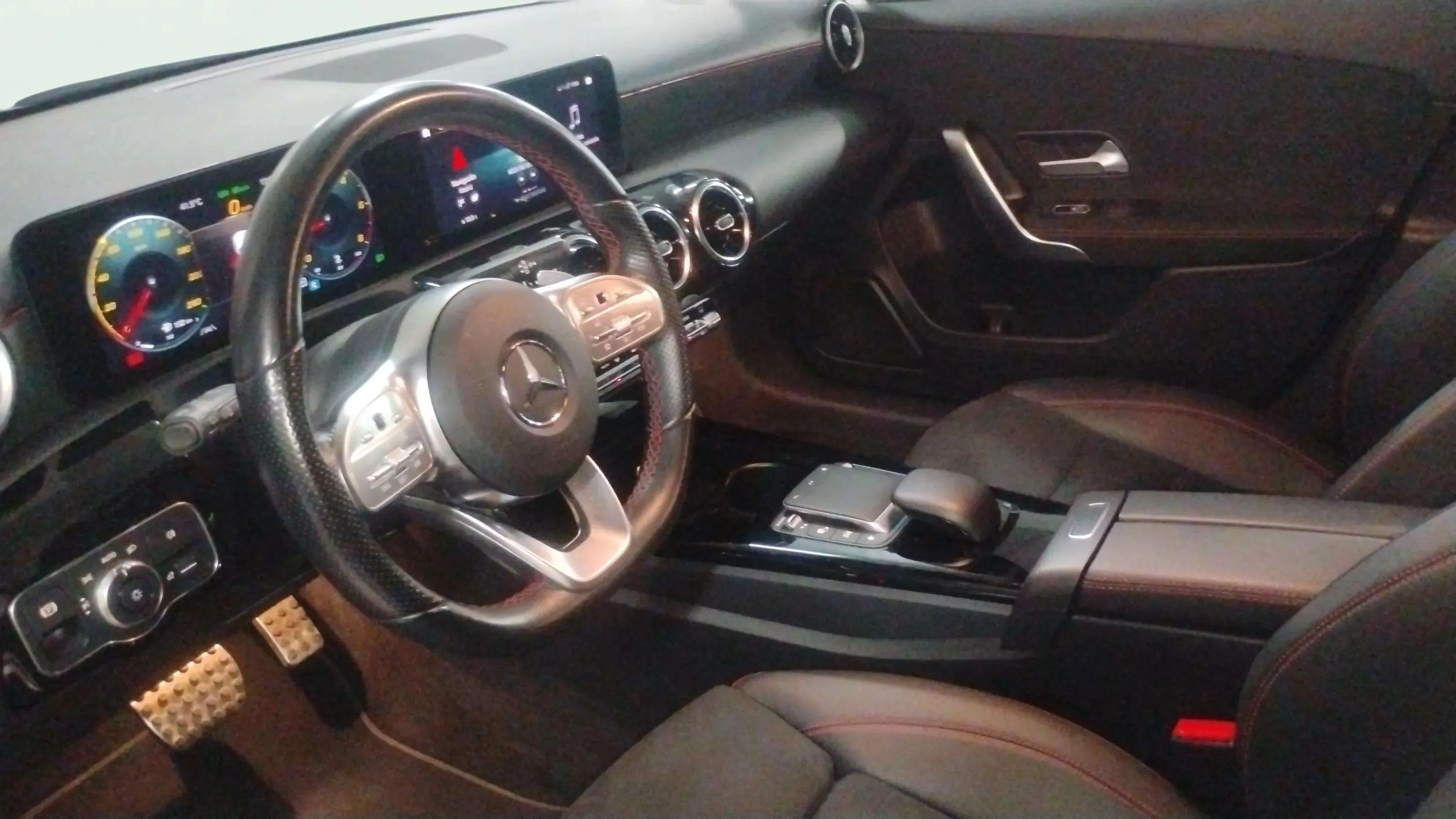 Mercedes-Benz Clase A A 180 d - foto 6