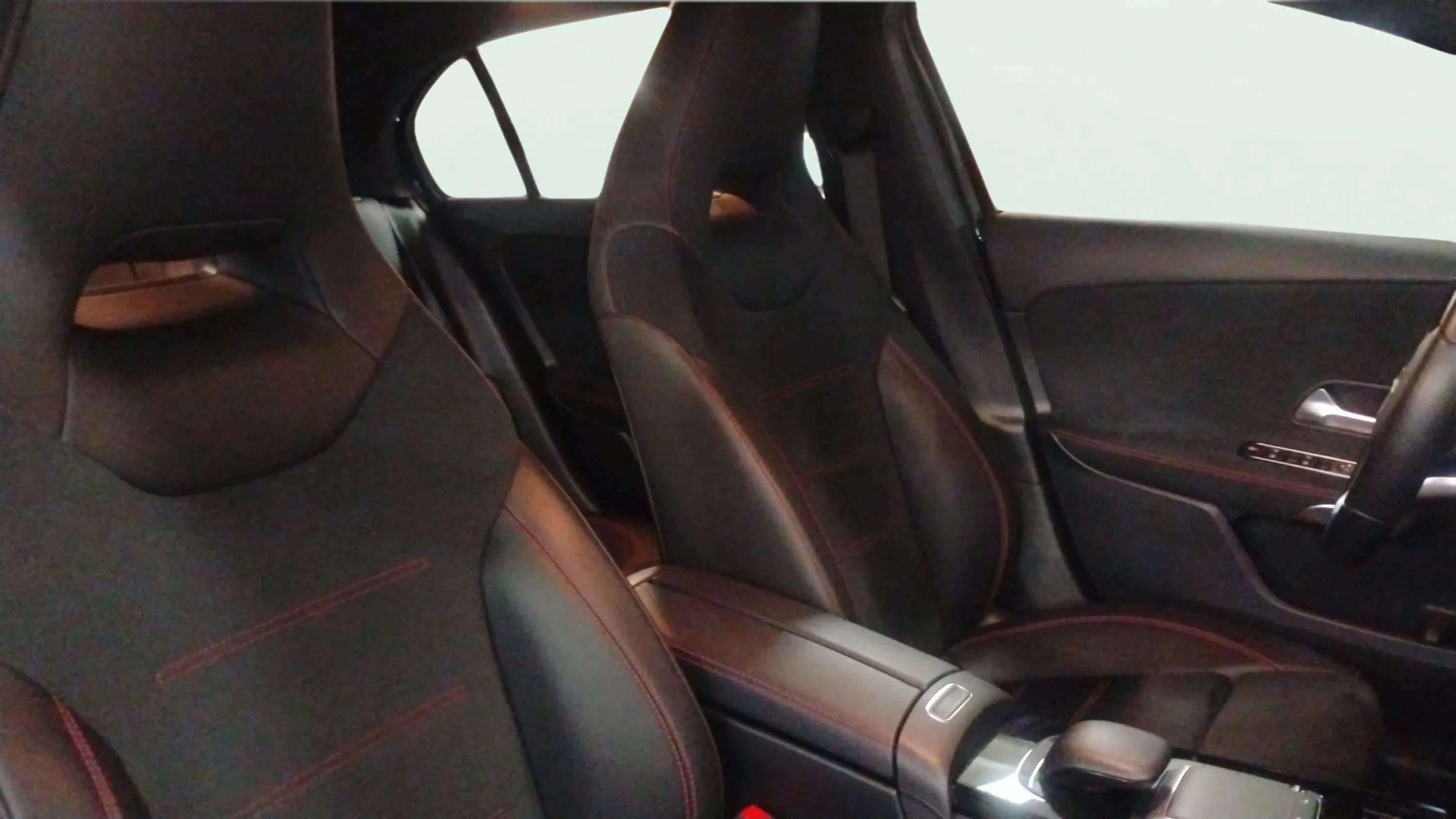 Mercedes-Benz Clase A A 180 d - foto 11