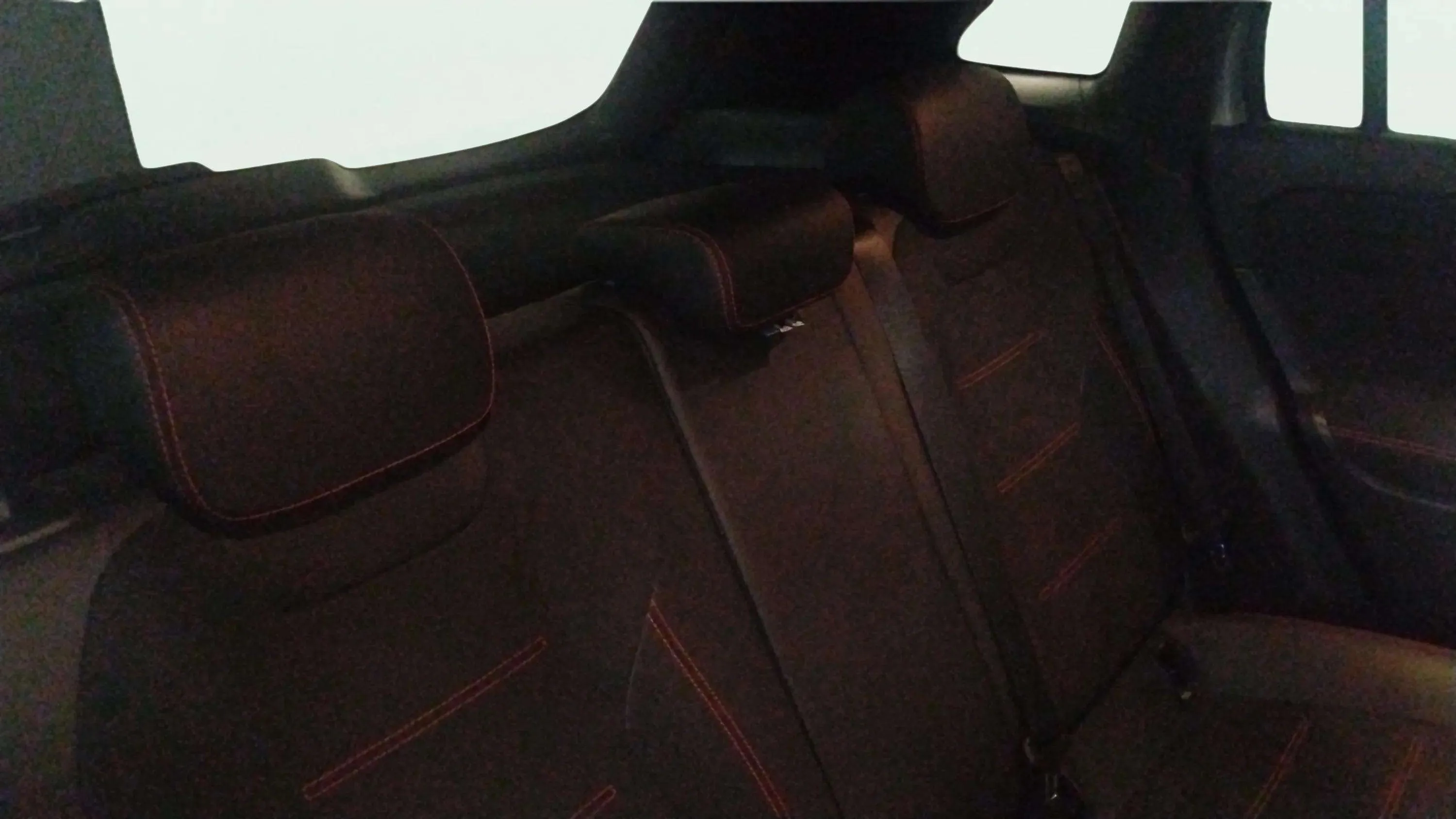 Mercedes-Benz GLA 200 - foto 14