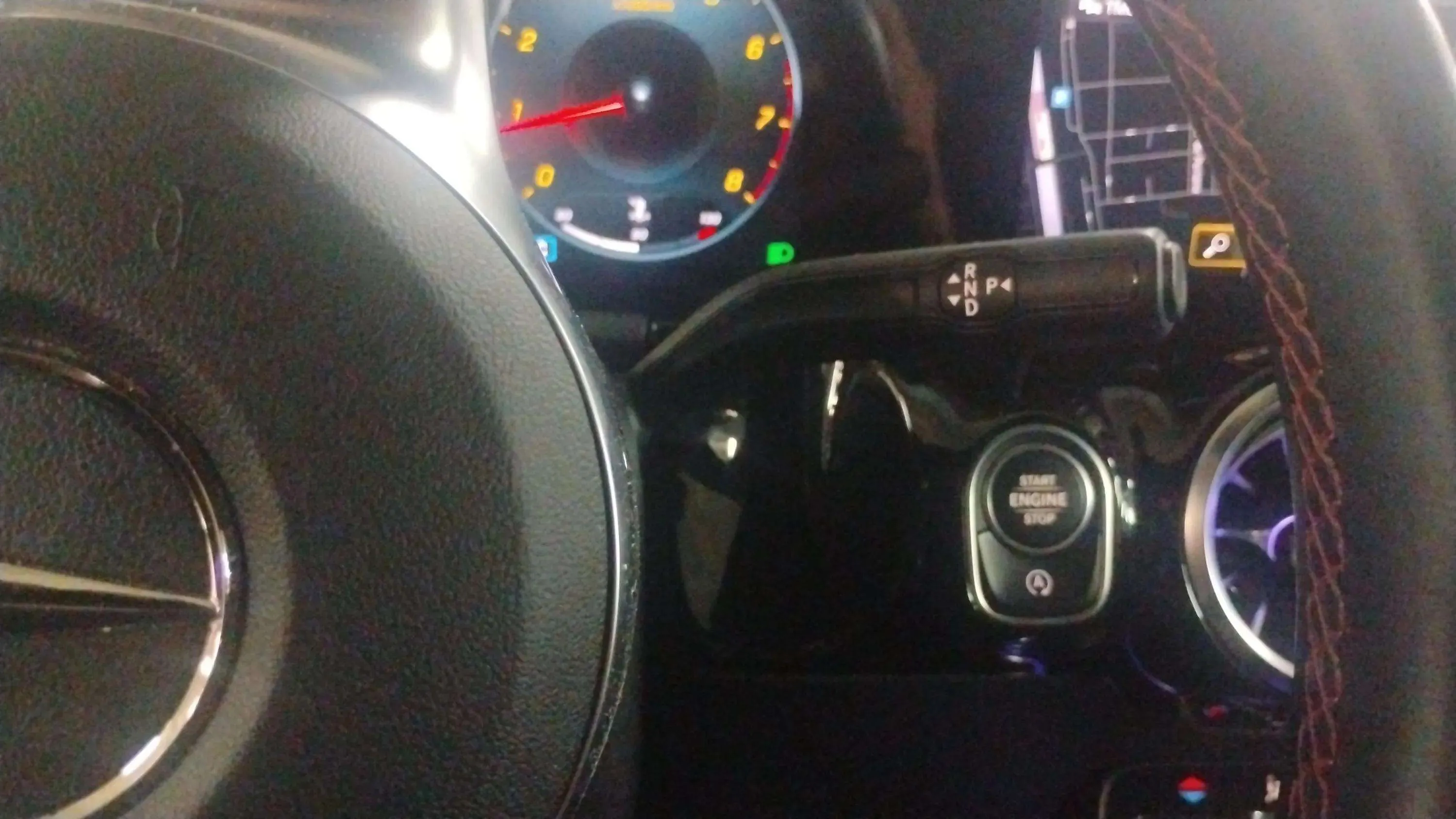 Mercedes-Benz GLA 200 - foto 23