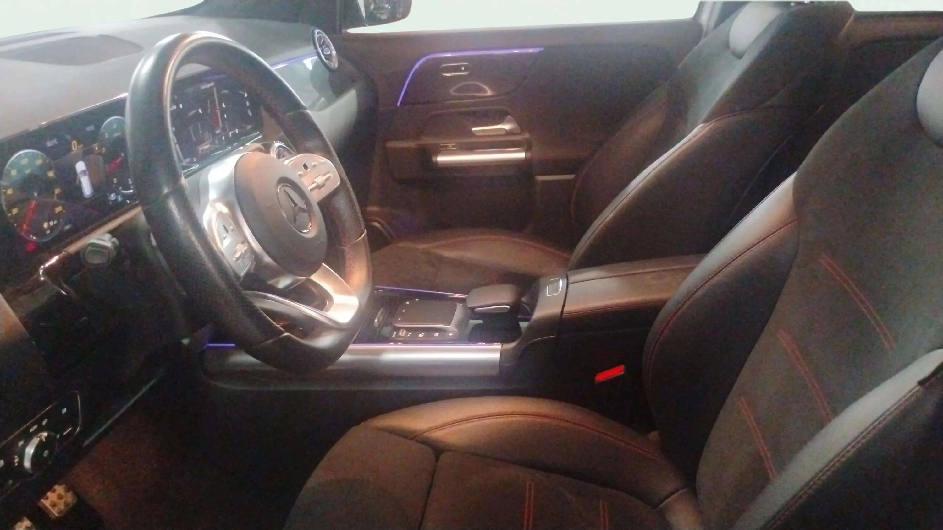 Mercedes-Benz GLA 200 - foto 7