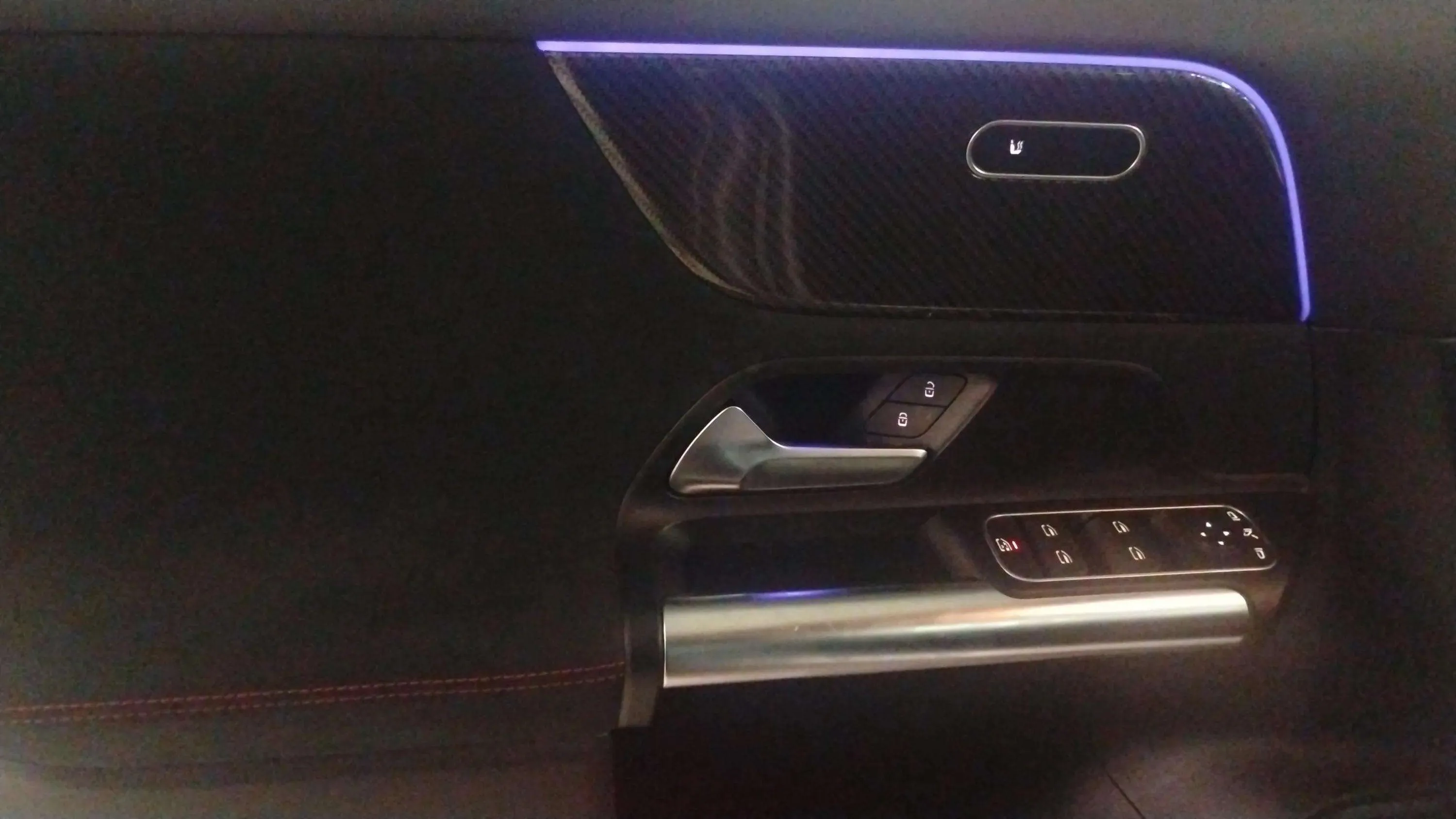 Mercedes-Benz GLA 200 - foto 26
