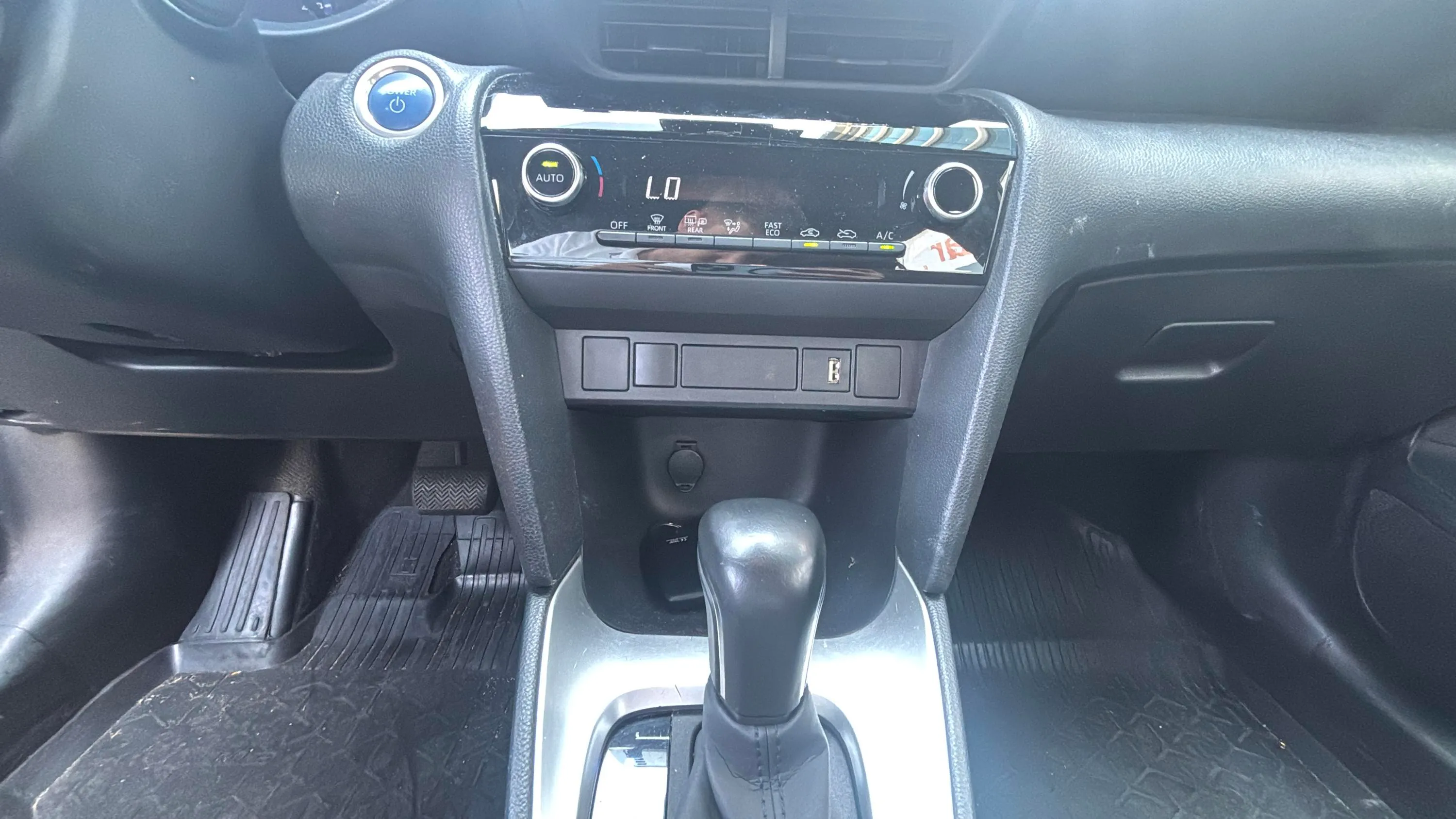 Toyota Yaris Cross 1.5 120H Active Tech - foto 15