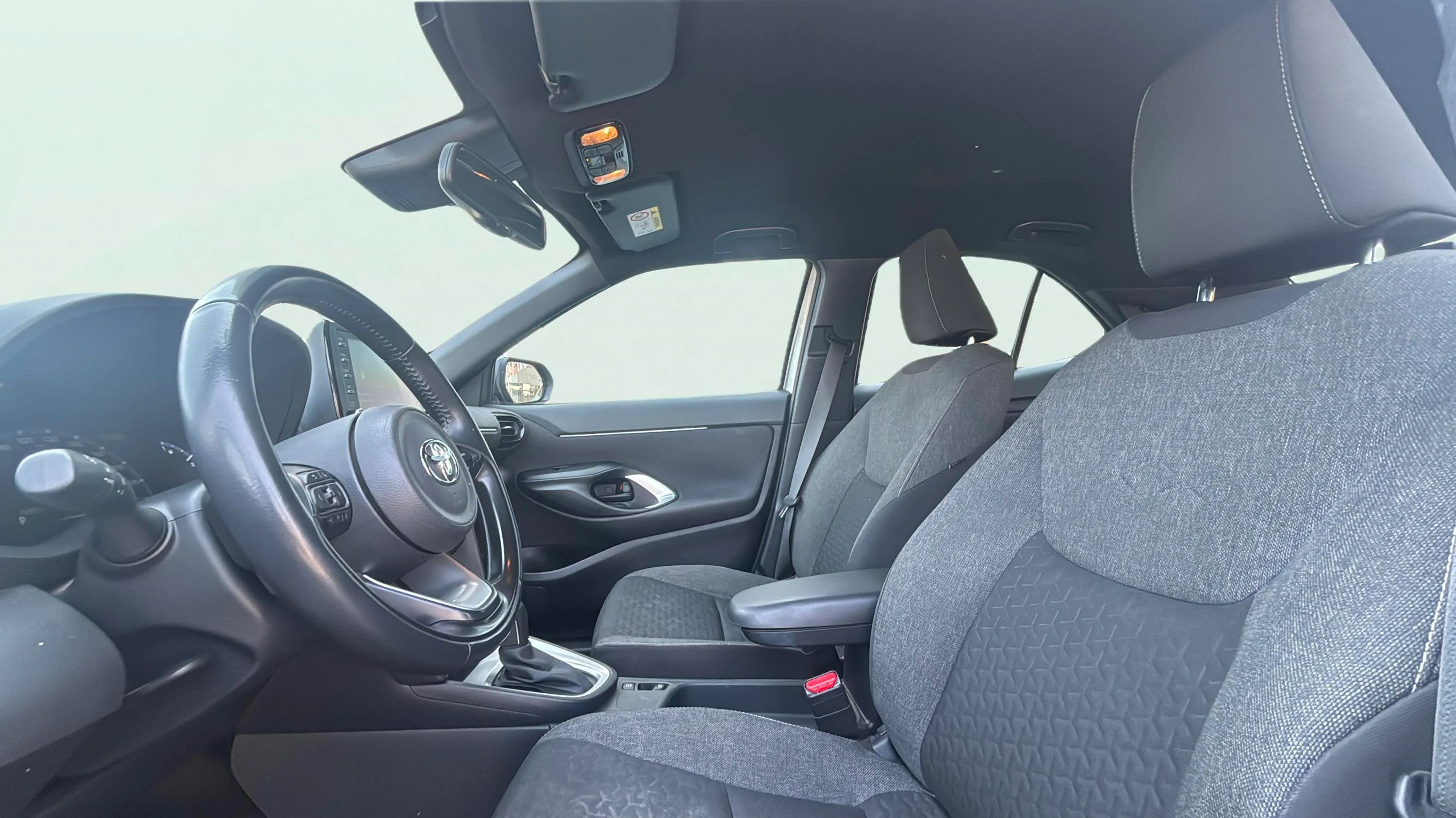 Toyota Yaris Cross 1.5 120H Active Tech - foto 10