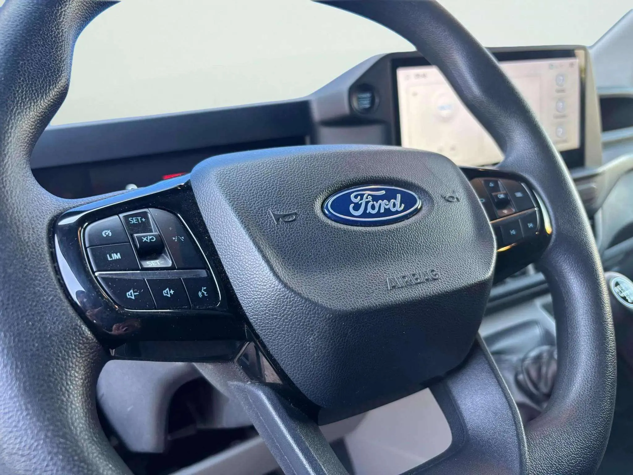 Ford Transit Custom - foto 9