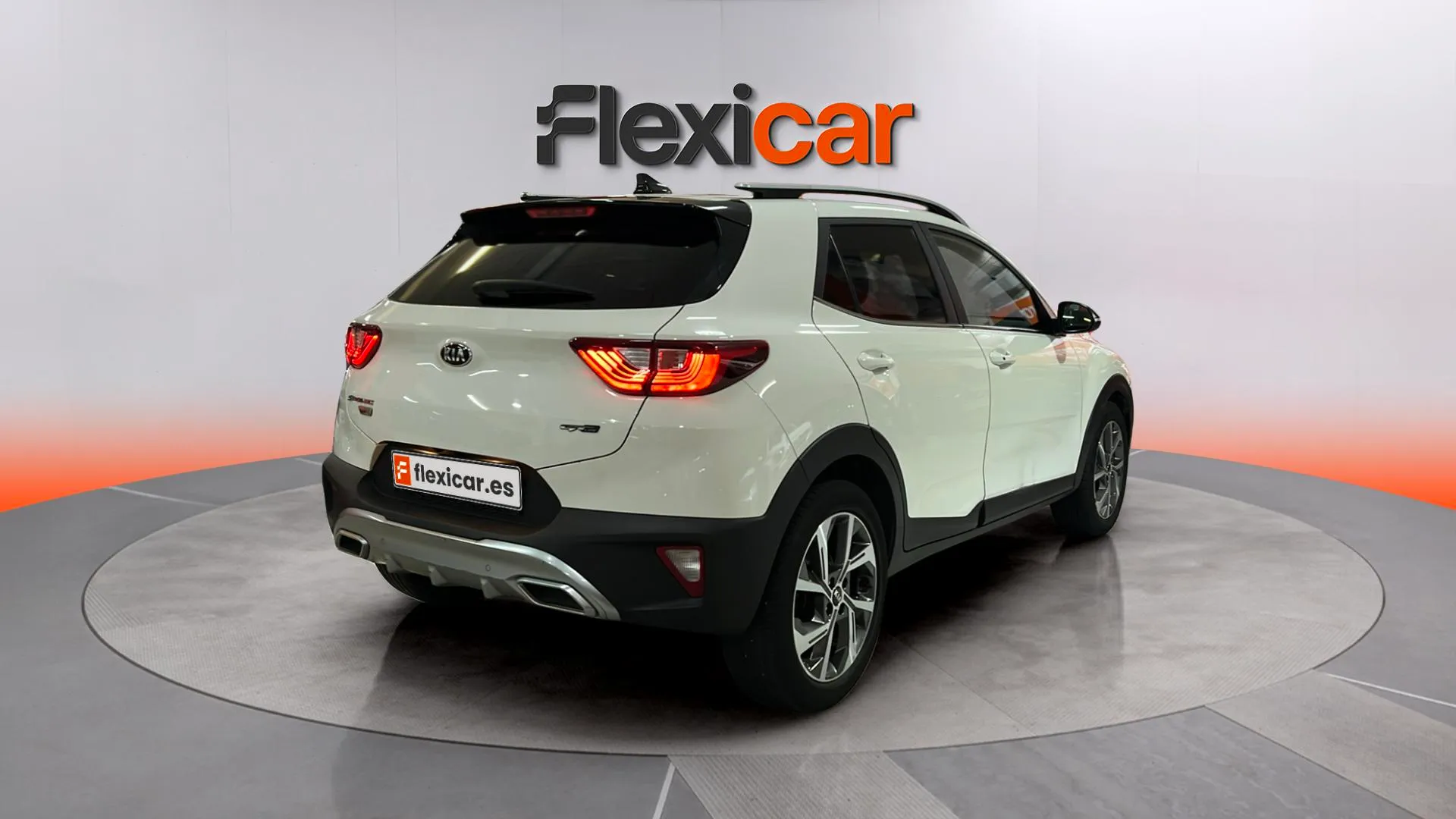 Kia Stonic 1.0 T-GDi MHEV GT Line DCT - foto 7