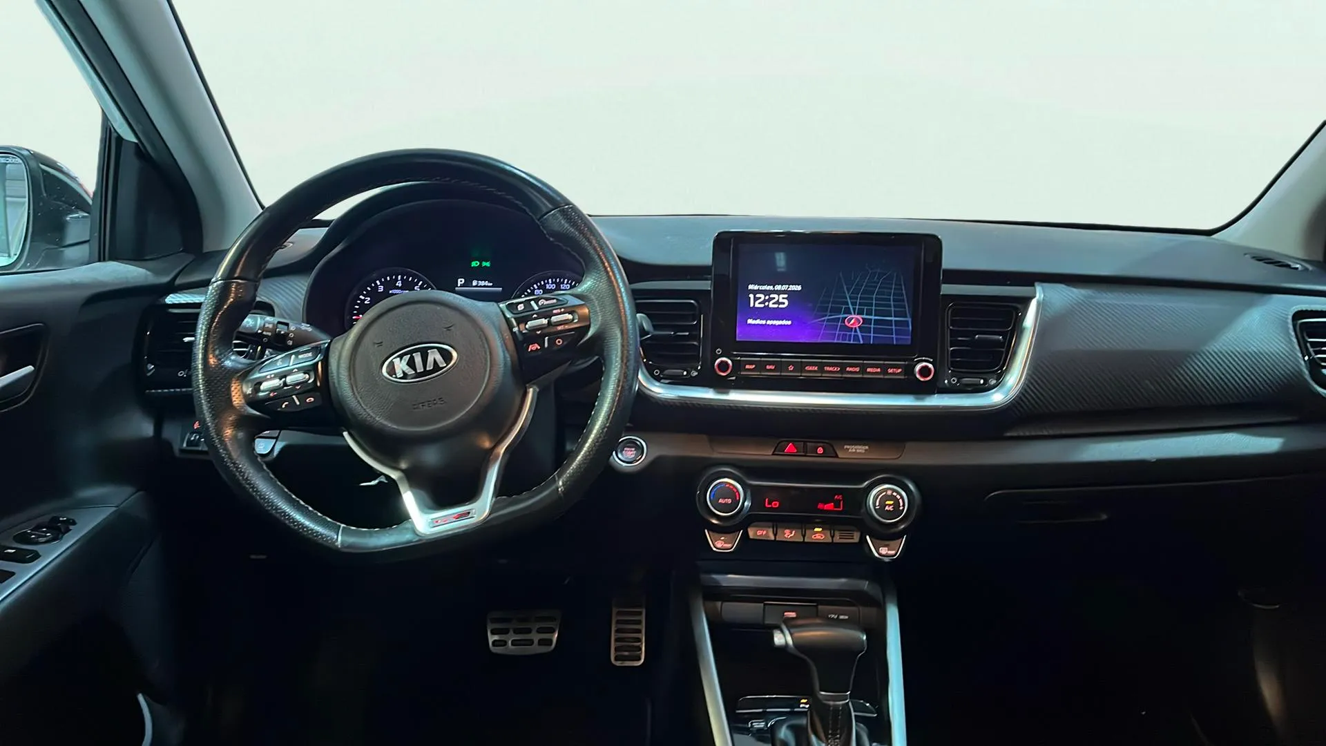 Kia Stonic 1.0 T-GDi MHEV GT Line DCT - foto 10
