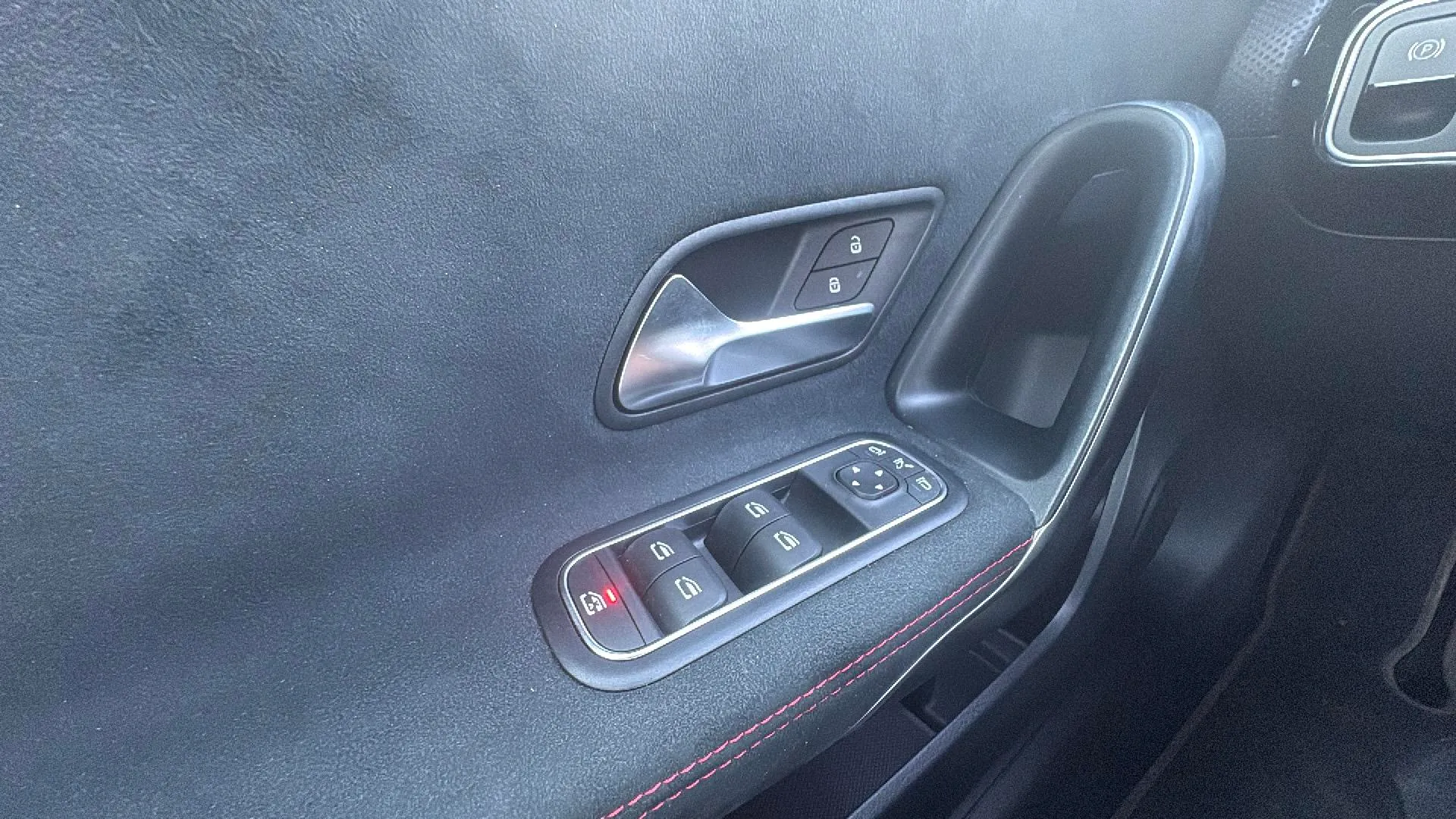 Mercedes-Benz Clase A A 180 d - foto 16