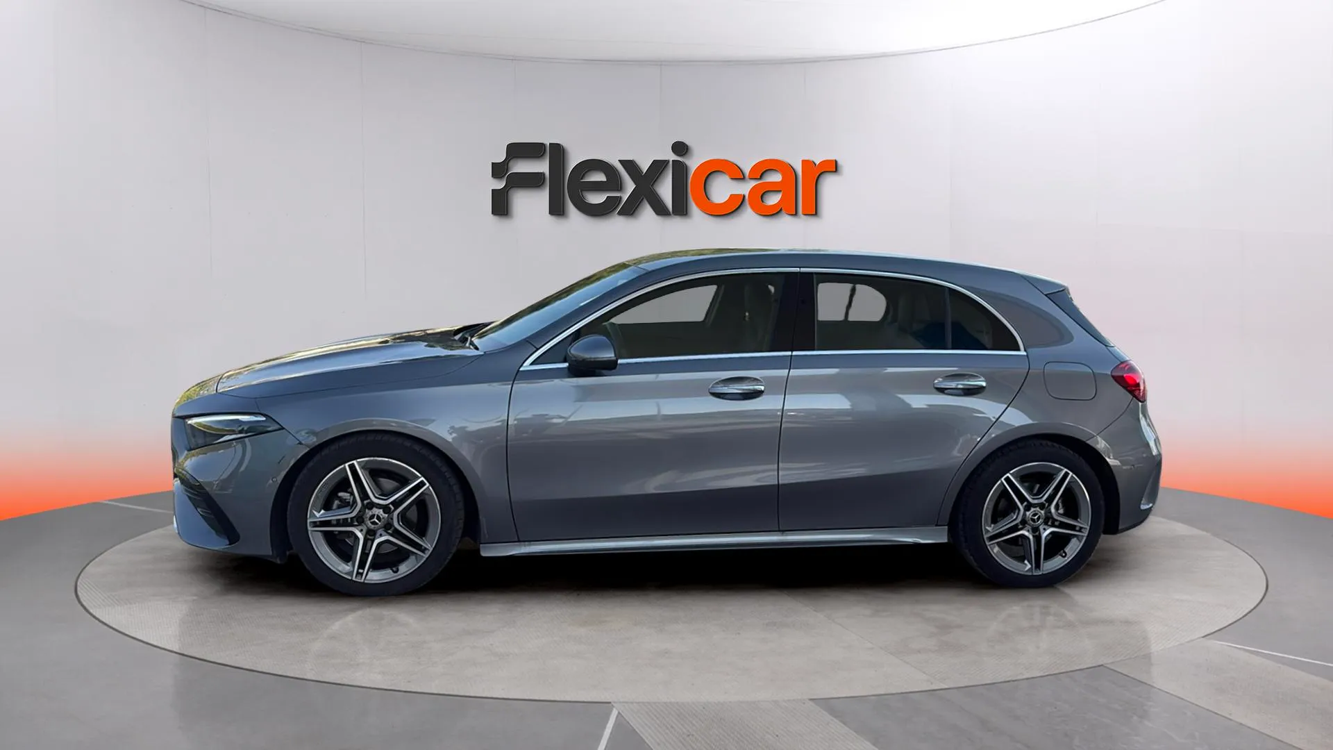 Mercedes-Benz Clase A A 180 d - foto 4